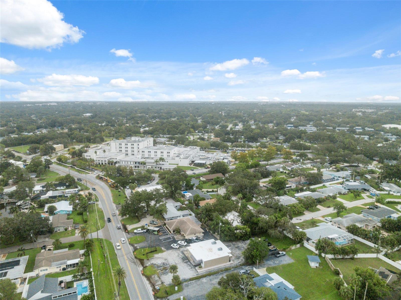 2101 INDIAN ROCKS RD S — photo 4