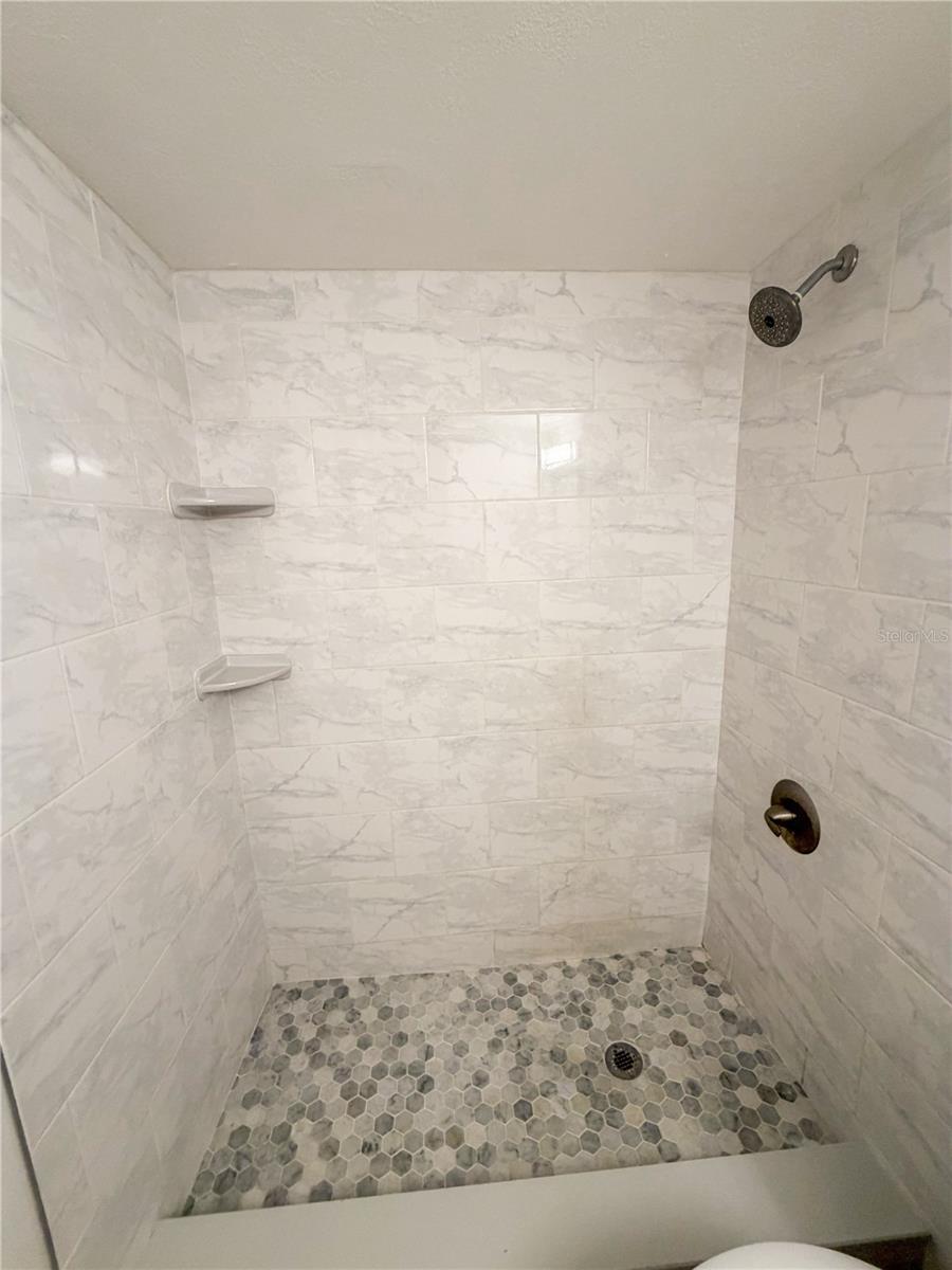 3850 N LAKE DR #140 — photo 12