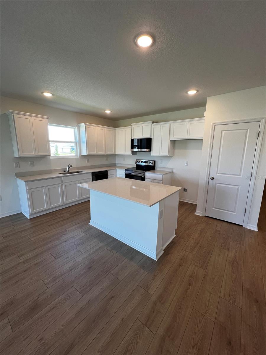 12927 RED DEER PL — photo 9