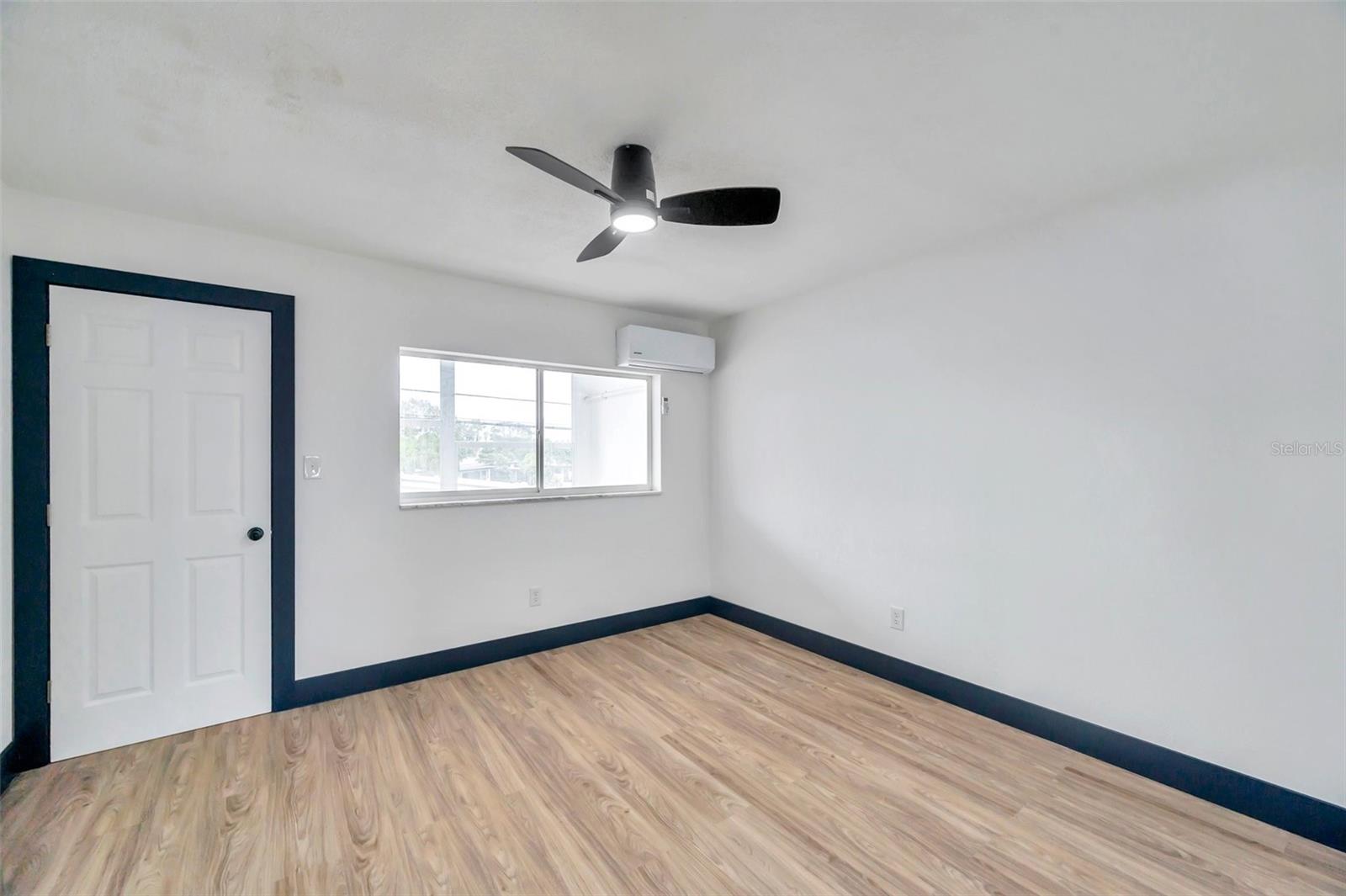 2366 SHELLEY ST #10 — photo 17