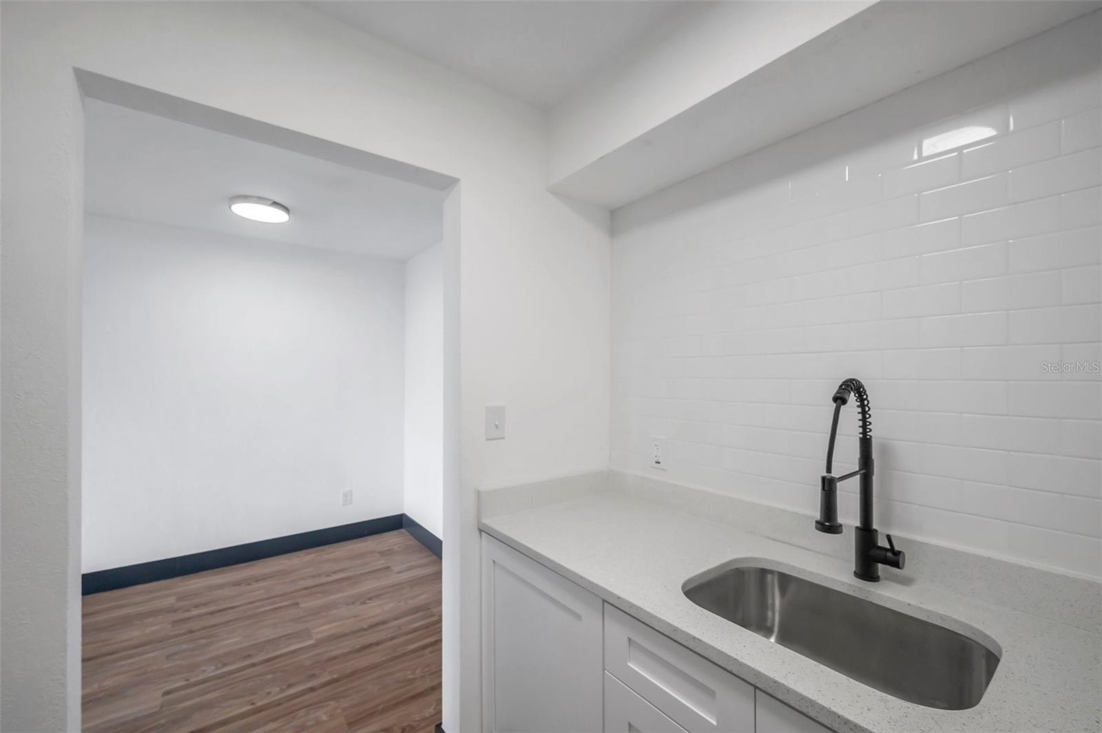 2366 SHELLEY ST #10 — photo 13