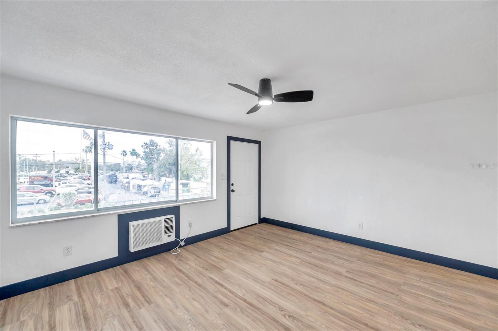 2366 SHELLEY ST #10 — photo 5