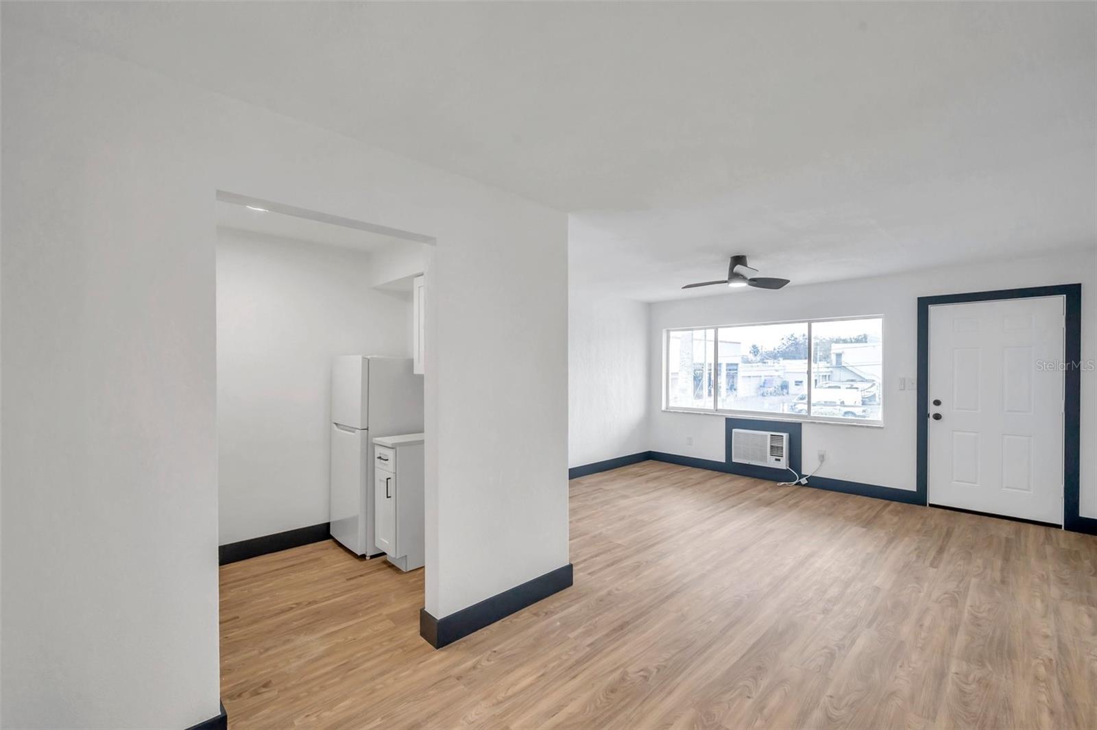 2366 SHELLEY ST #10 — photo 8
