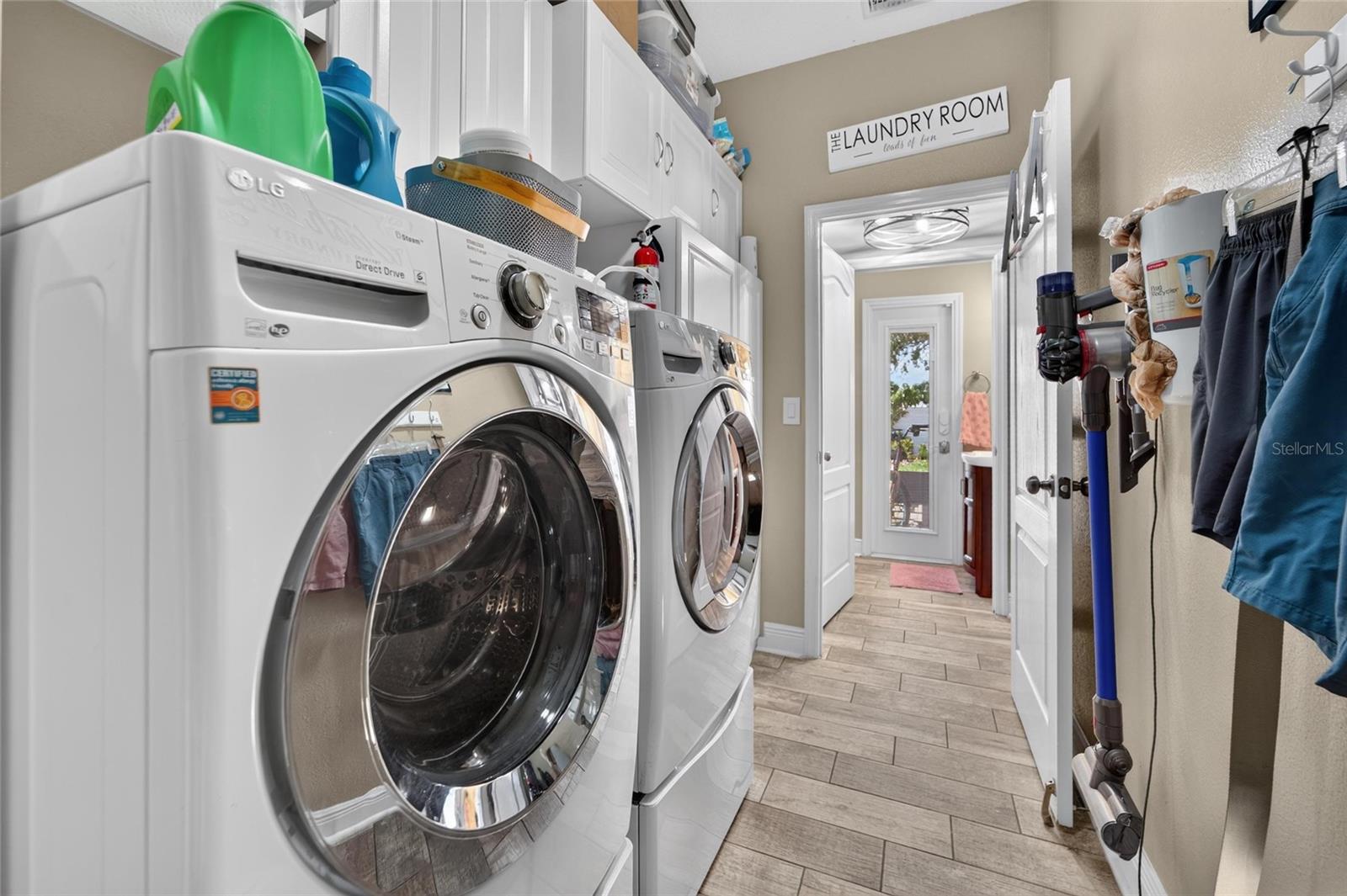 11405 VILLAGE BROOK DR — photo 39