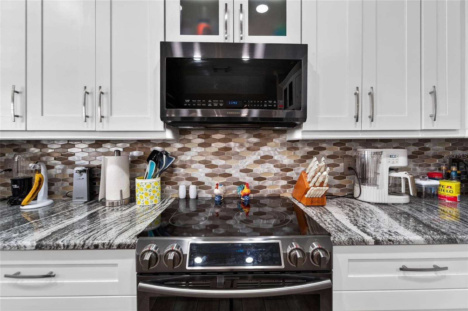 11405 VILLAGE BROOK DR — photo 34