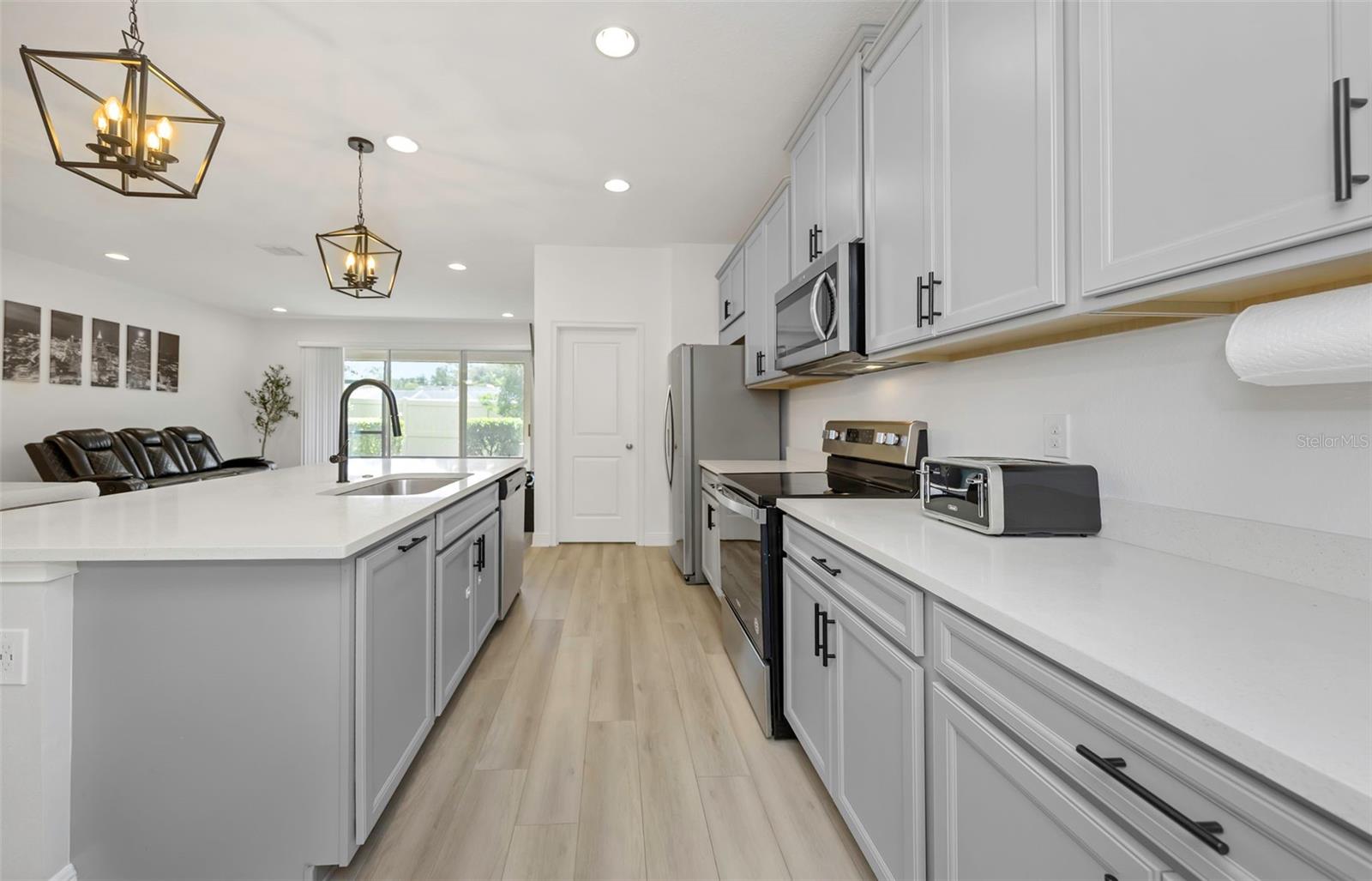 14203 DAMSELFLY DR — photo 21