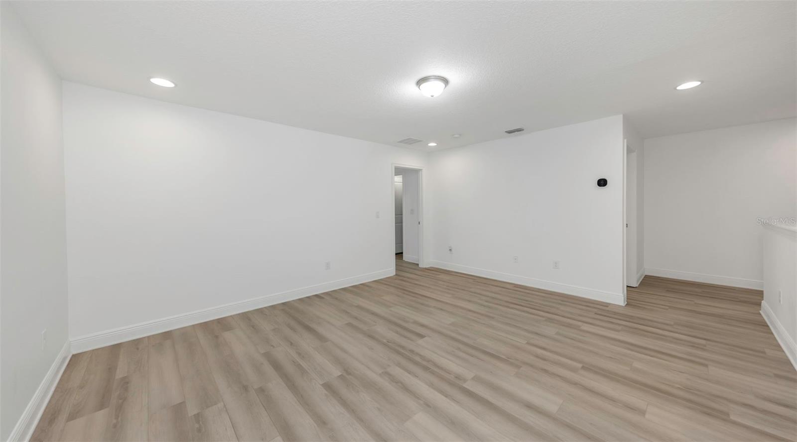 14203 DAMSELFLY DR — photo 31