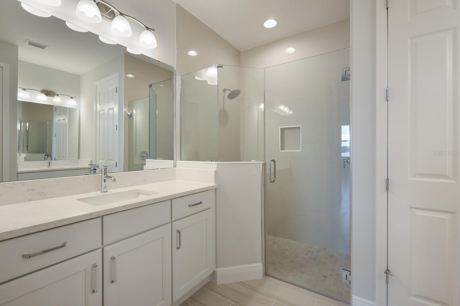10748 KLEE AVE — photo 14