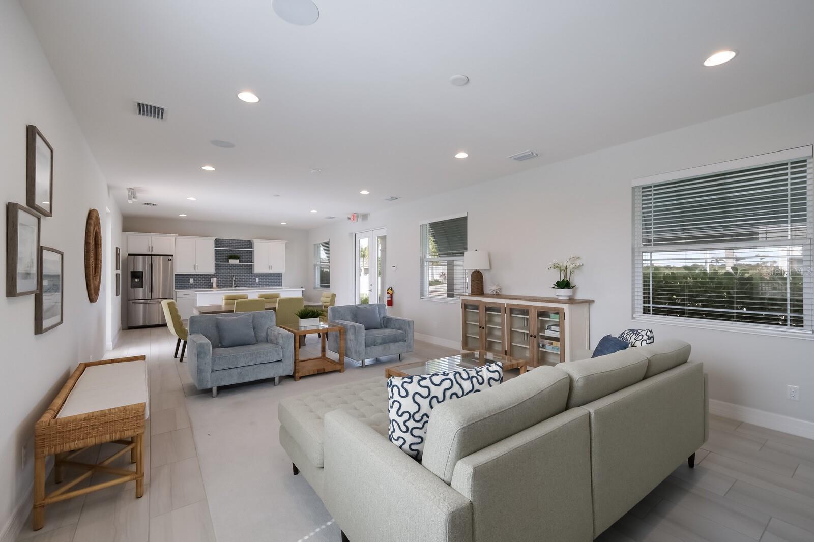 10748 KLEE AVE — photo 24
