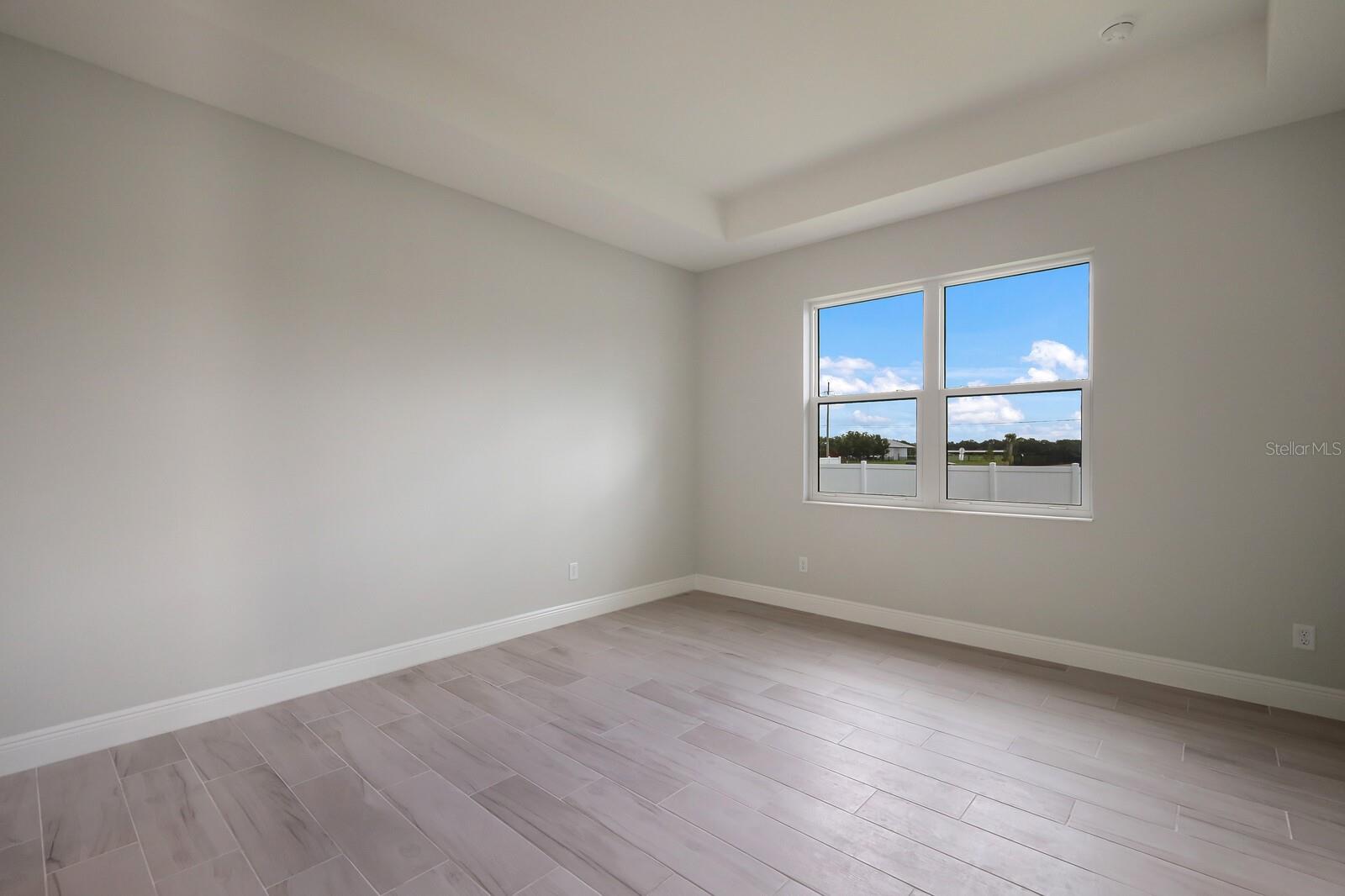 10748 KLEE AVE — photo 11