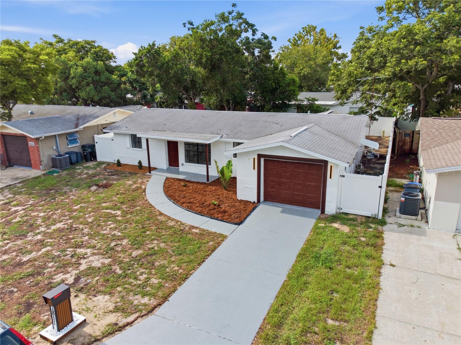 7811 TYSON DR — photo 2