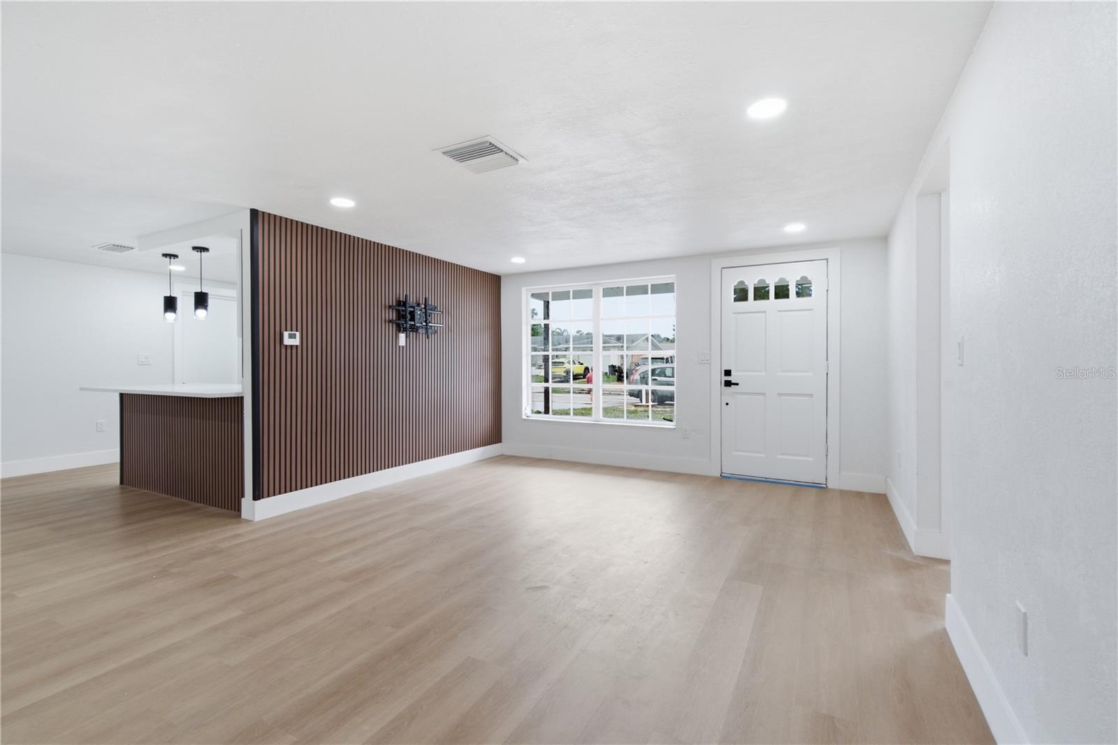 7811 TYSON DR — photo 10