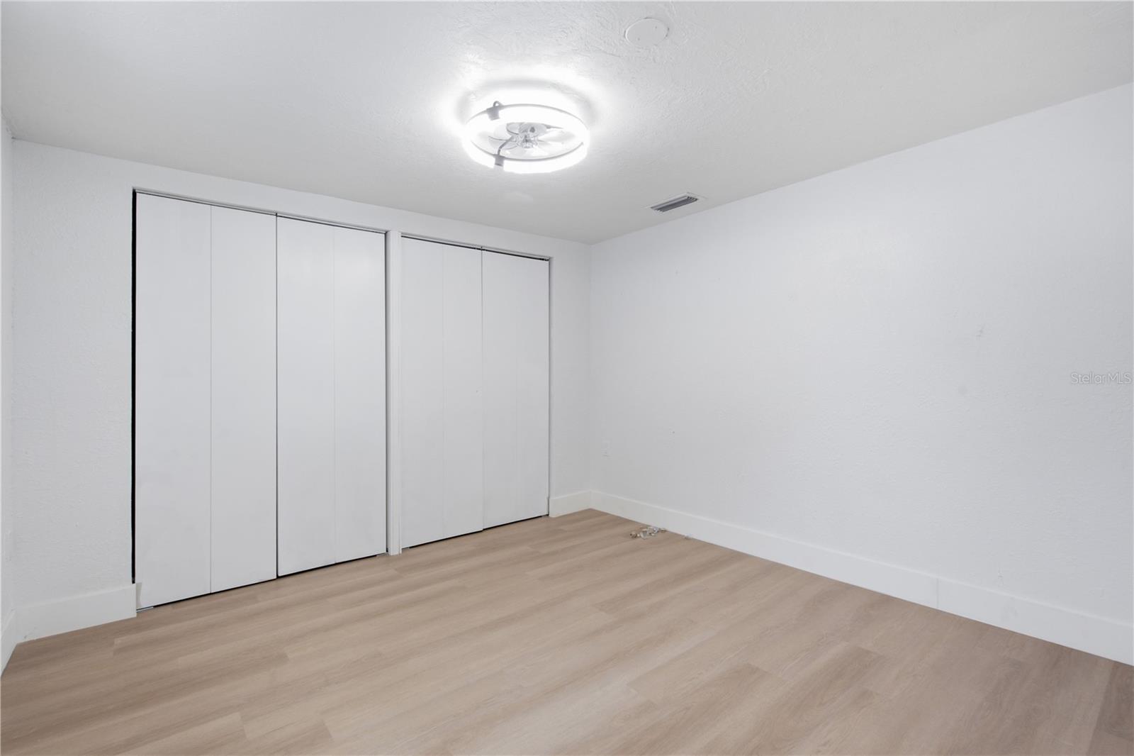 7811 TYSON DR — photo 33