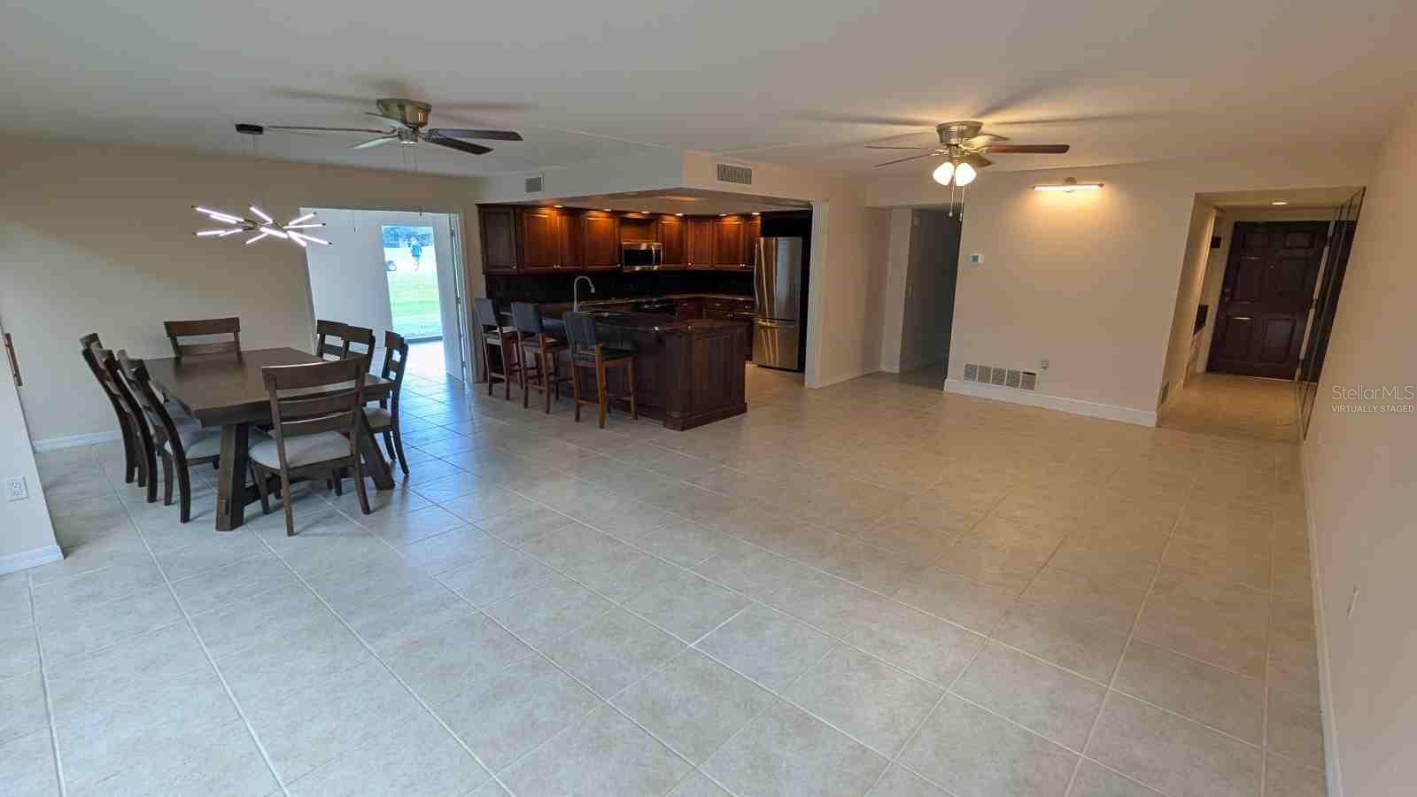 225 COUNTRY CLUB DR #D142 — photo 8