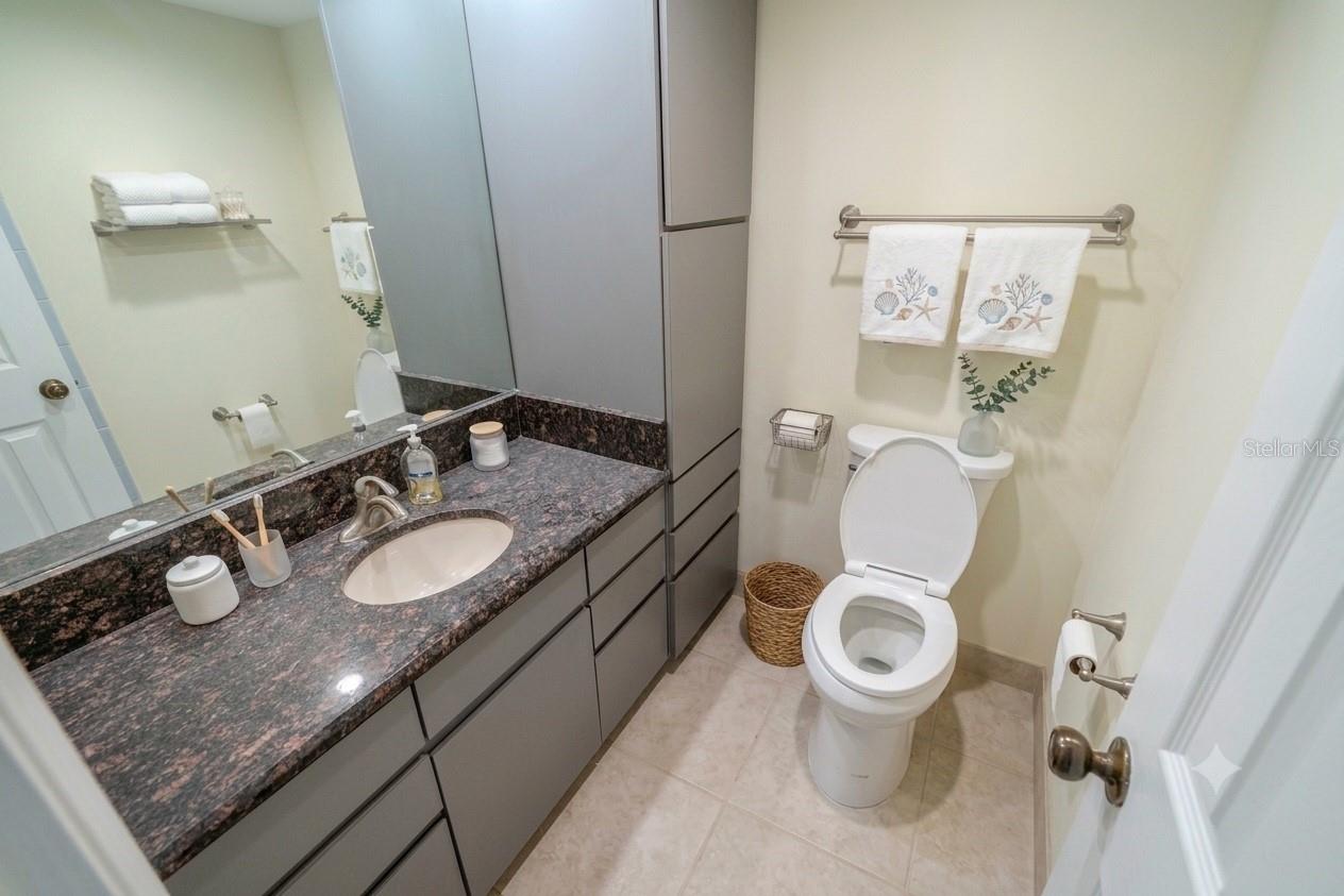 225 COUNTRY CLUB DR #D142 — photo 24