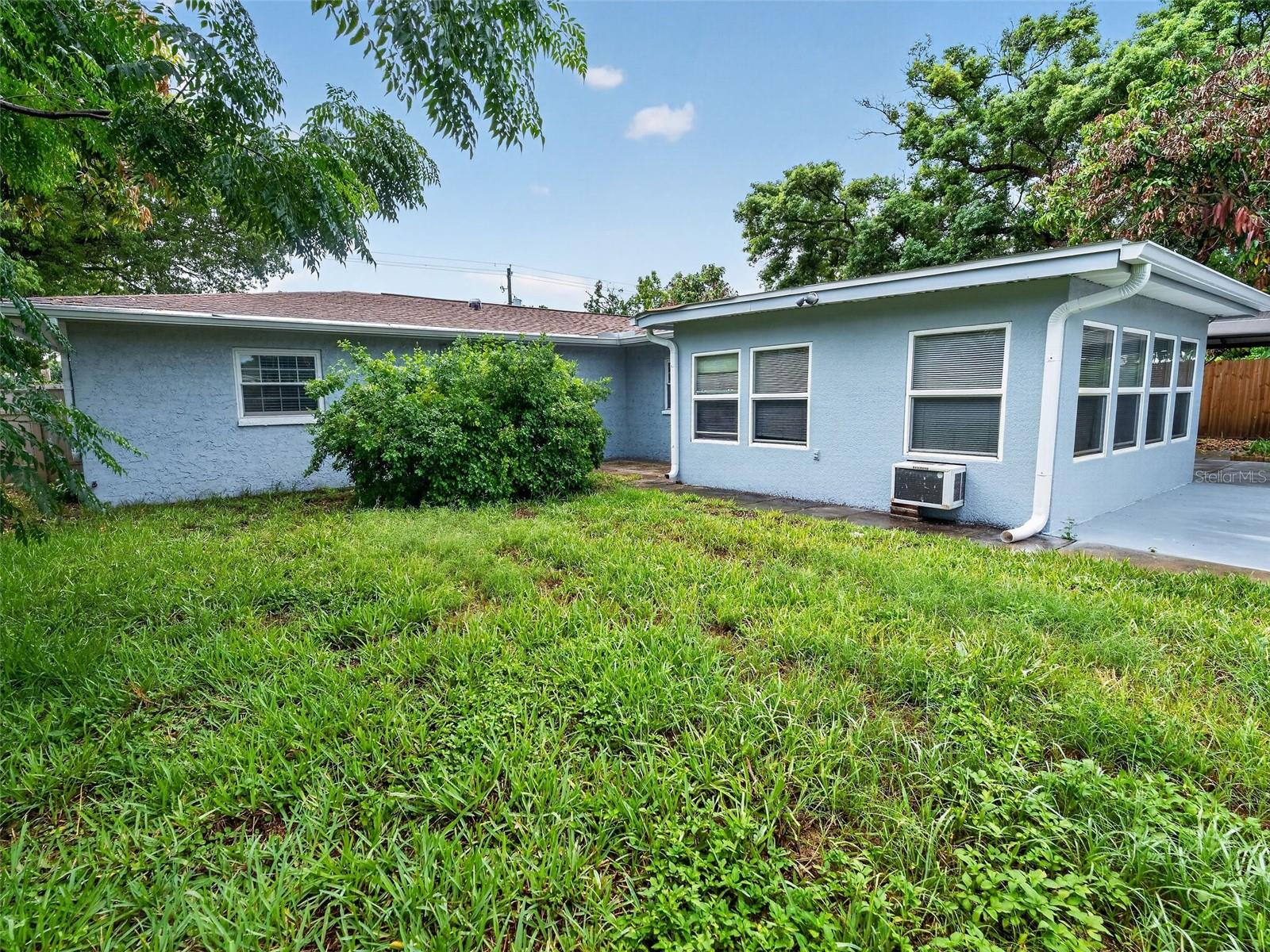 8516 TWIN LAKE BLVD — photo 40