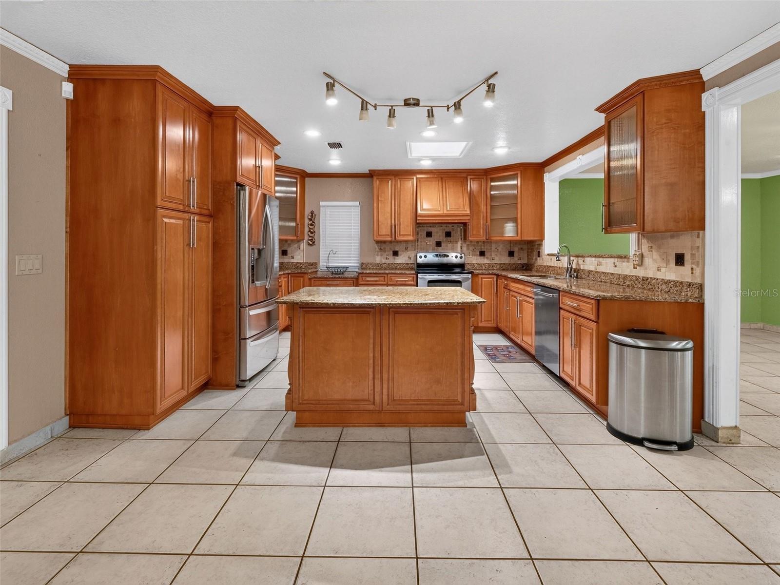 8516 TWIN LAKE BLVD — photo 8