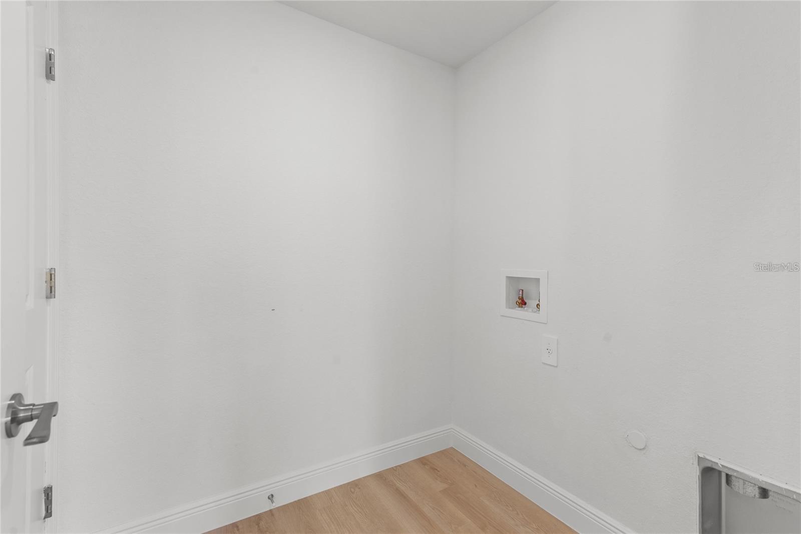 4315 HUNGARY RD — photo 9