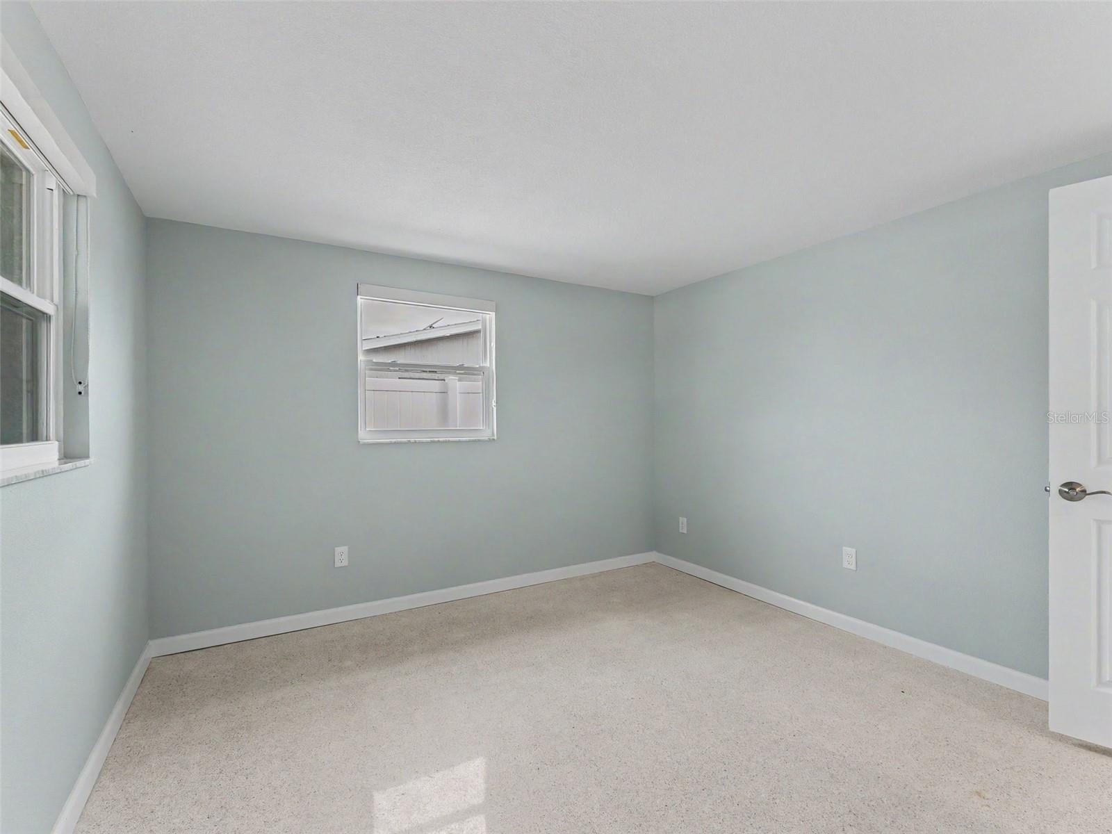 13530 MARIA DR — photo 31