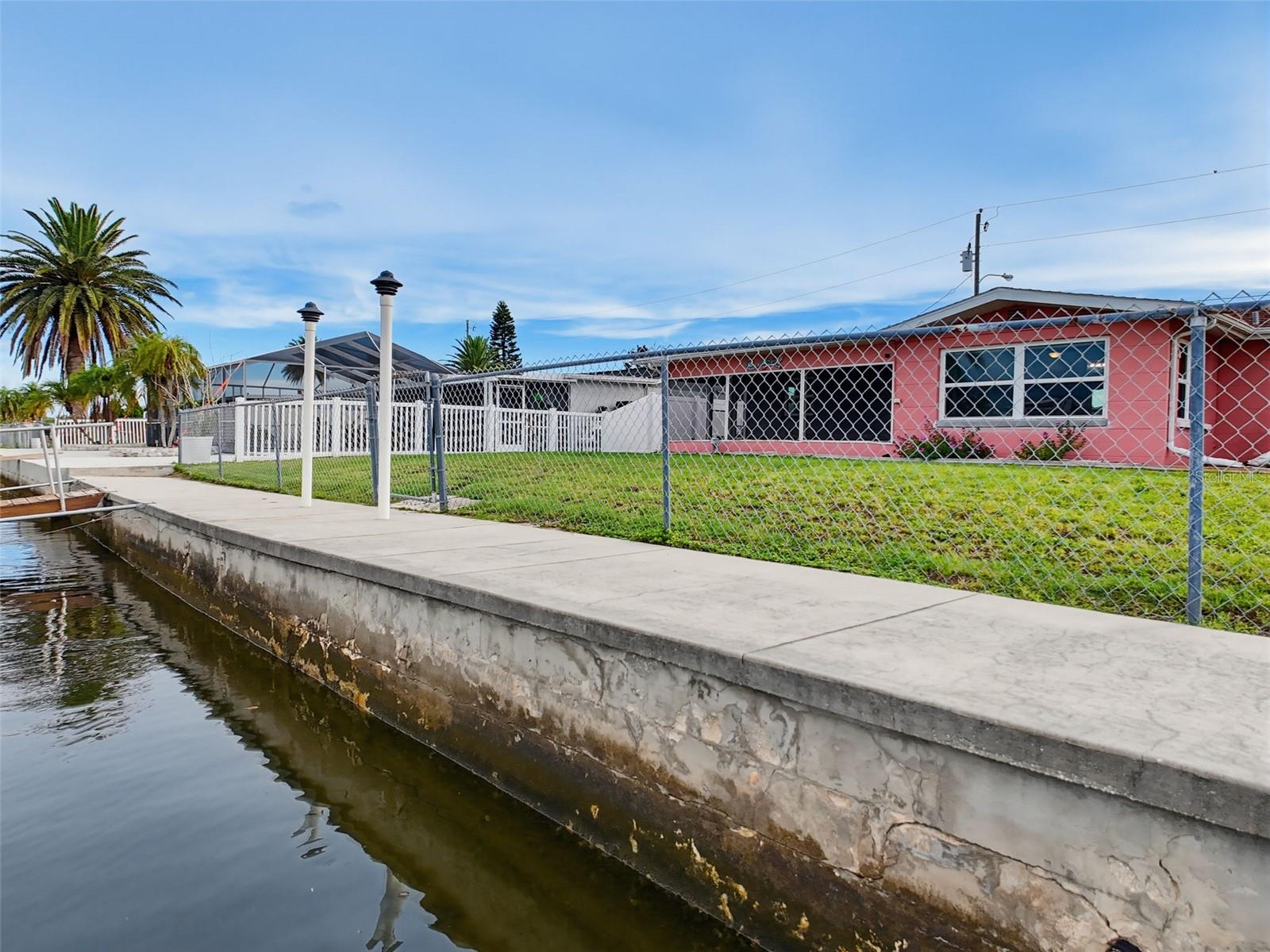 13530 MARIA DR — photo 54