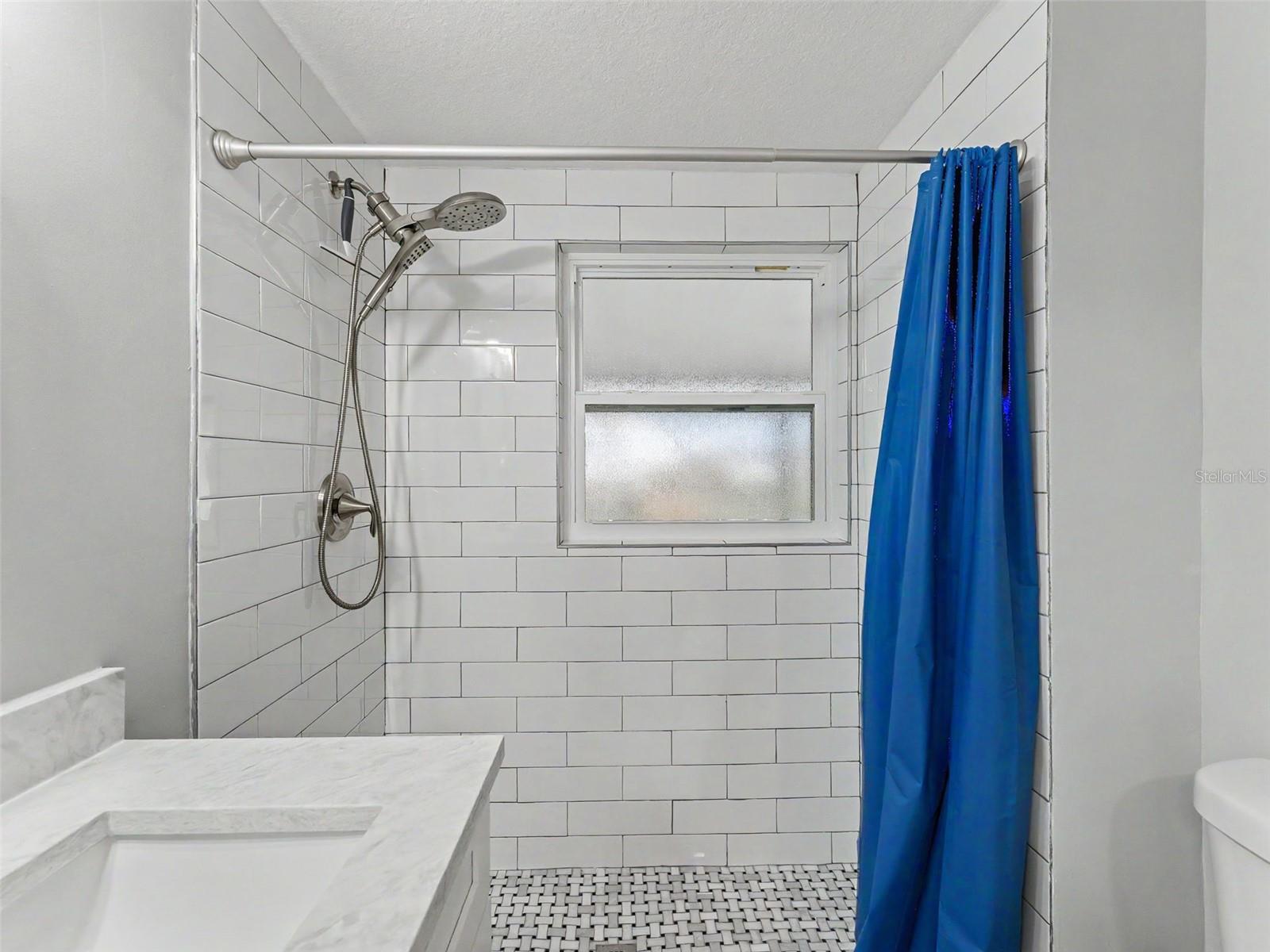 13530 MARIA DR — photo 26