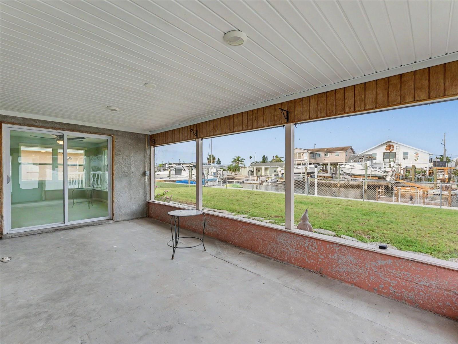 13530 MARIA DR — photo 43