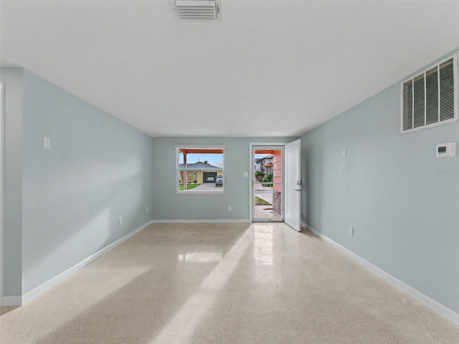 13530 MARIA DR — photo 12