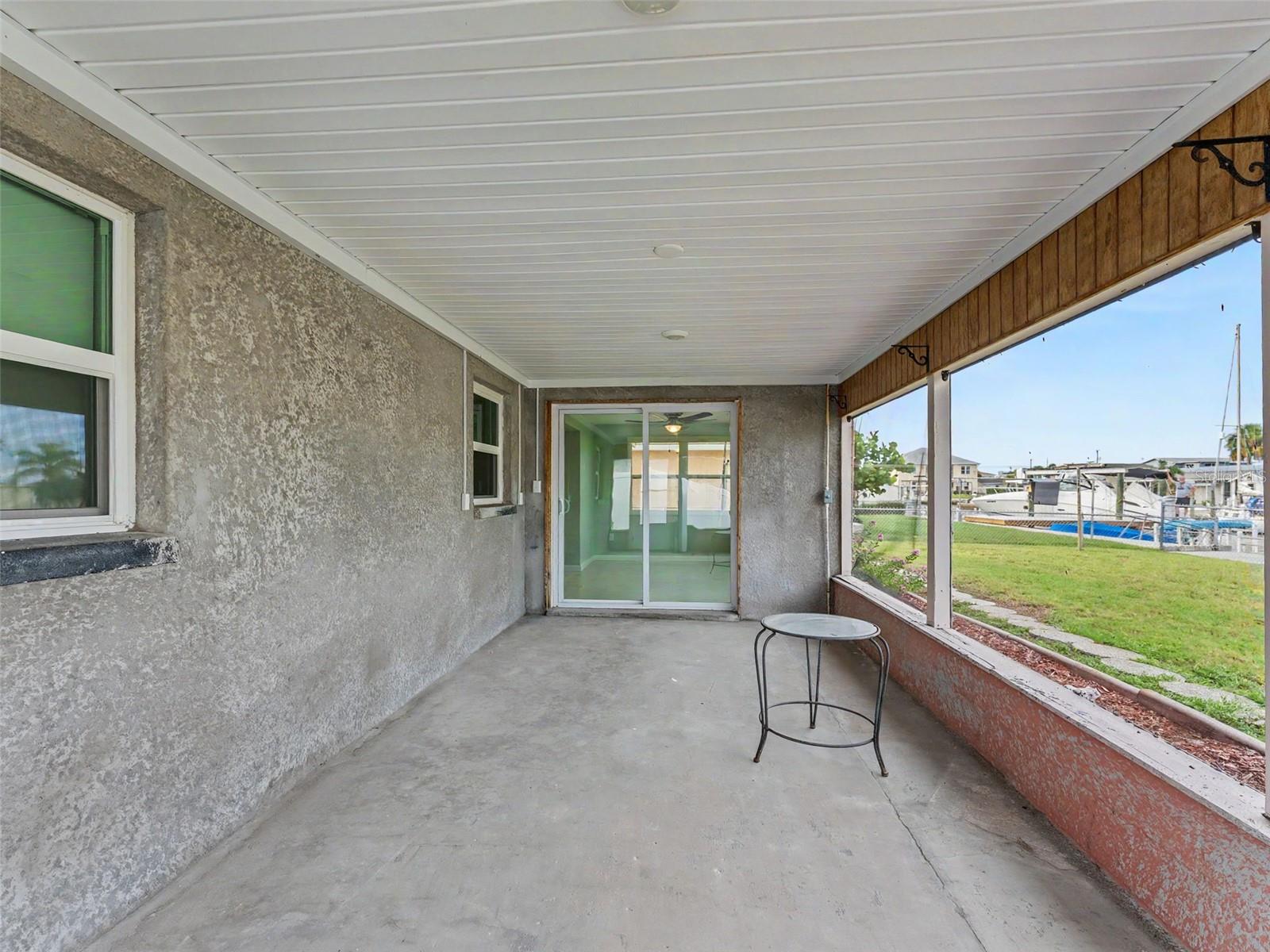 13530 MARIA DR — photo 44