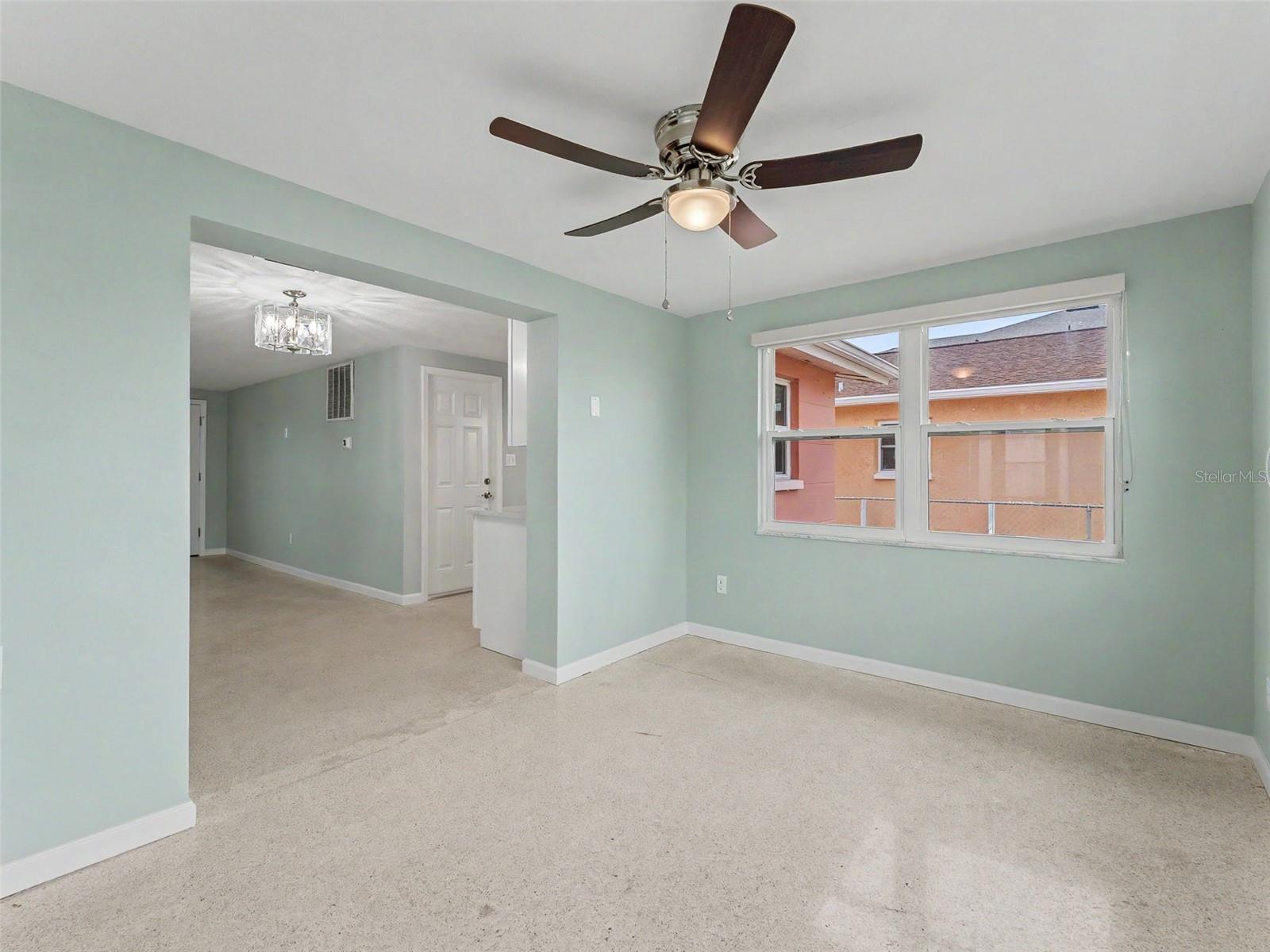 13530 MARIA DR — photo 35