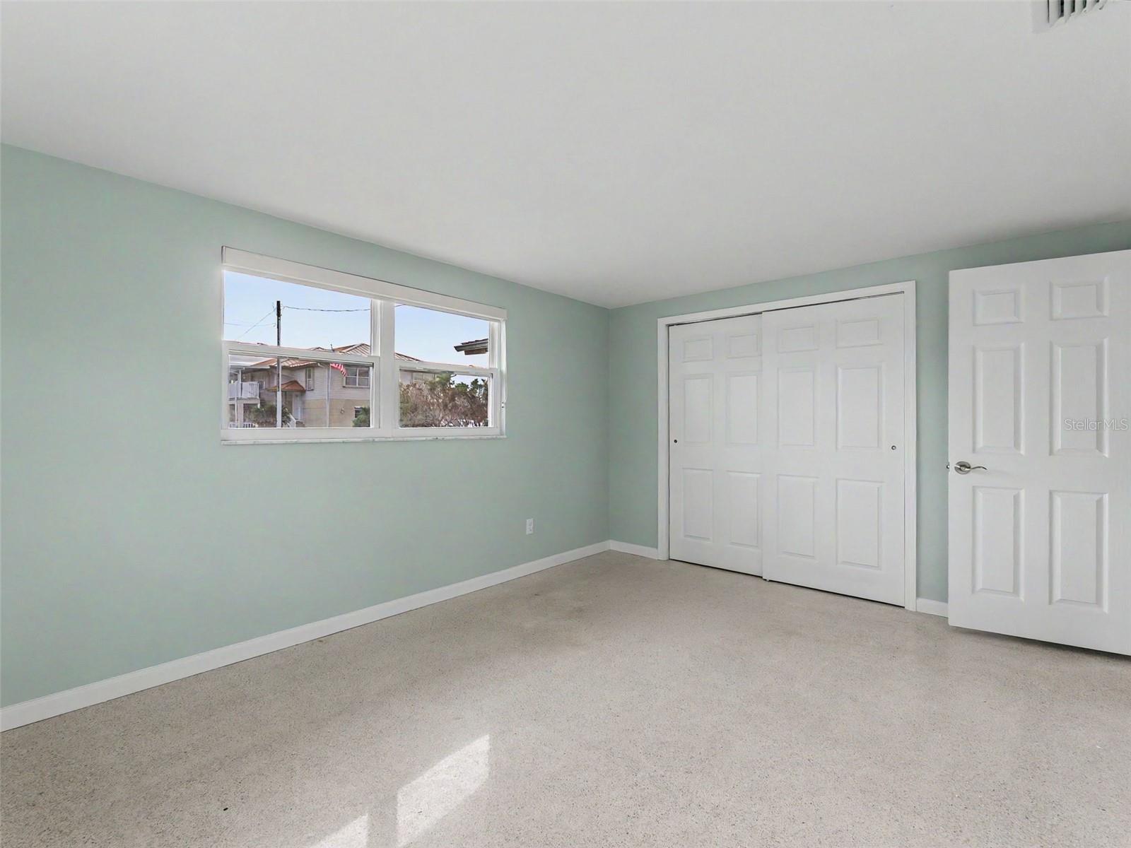13530 MARIA DR — photo 32