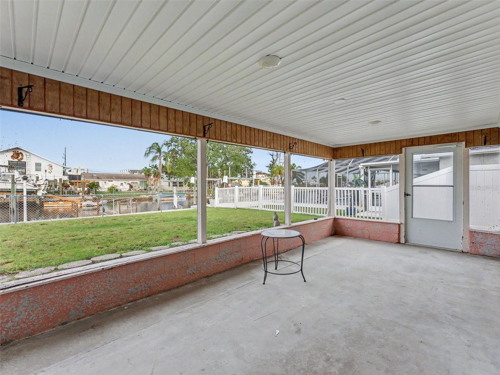13530 MARIA DR — photo 41