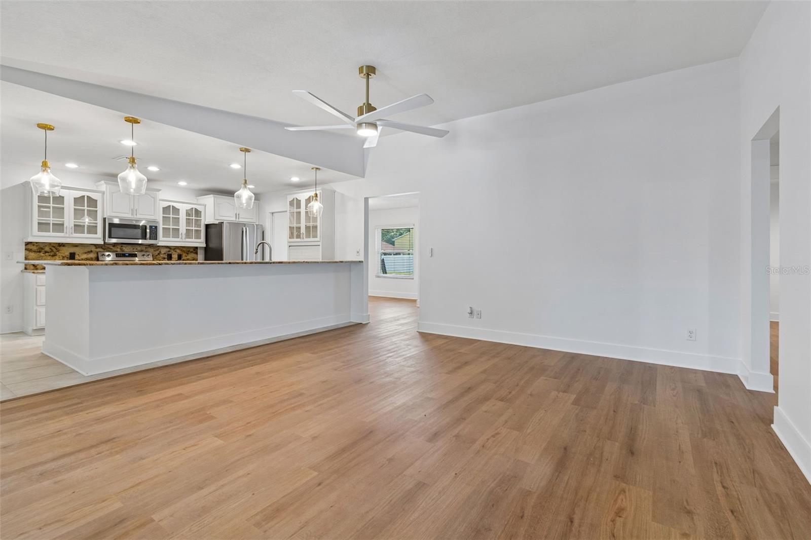 16205 SAWGRASS CIR — photo 26