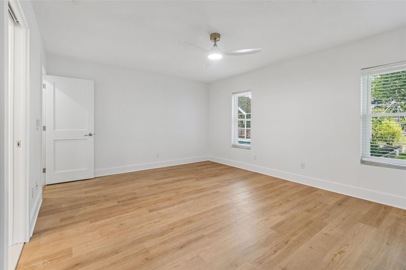 16205 SAWGRASS CIR — photo 37