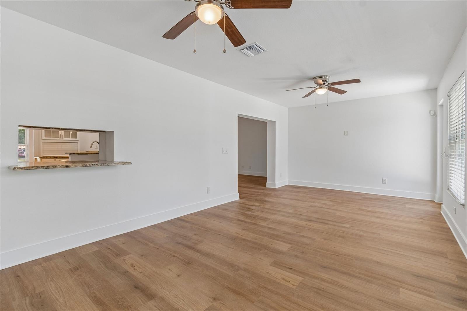 16205 SAWGRASS CIR — photo 44