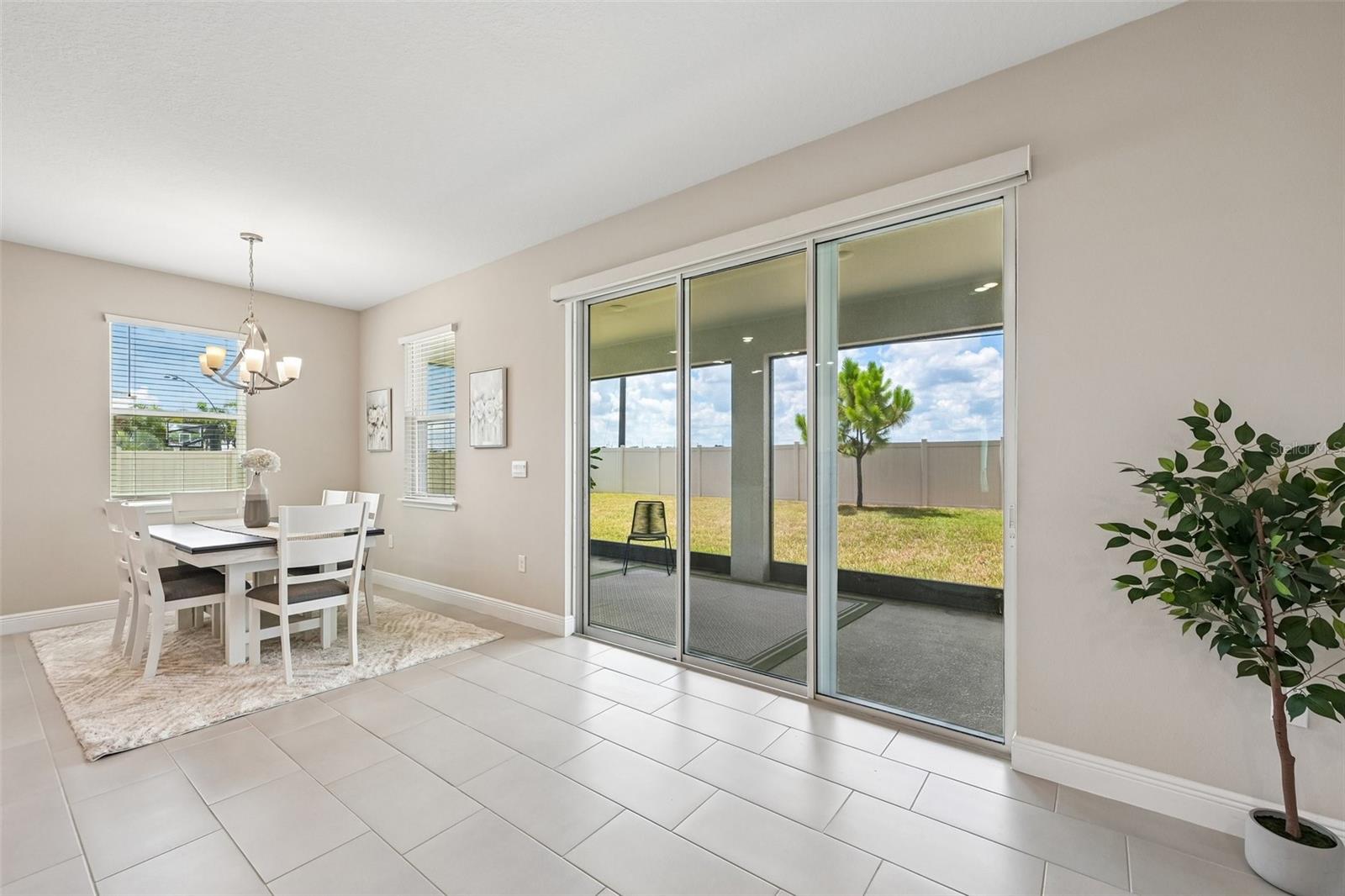 178 MANGROVE MANOR DR — photo 11