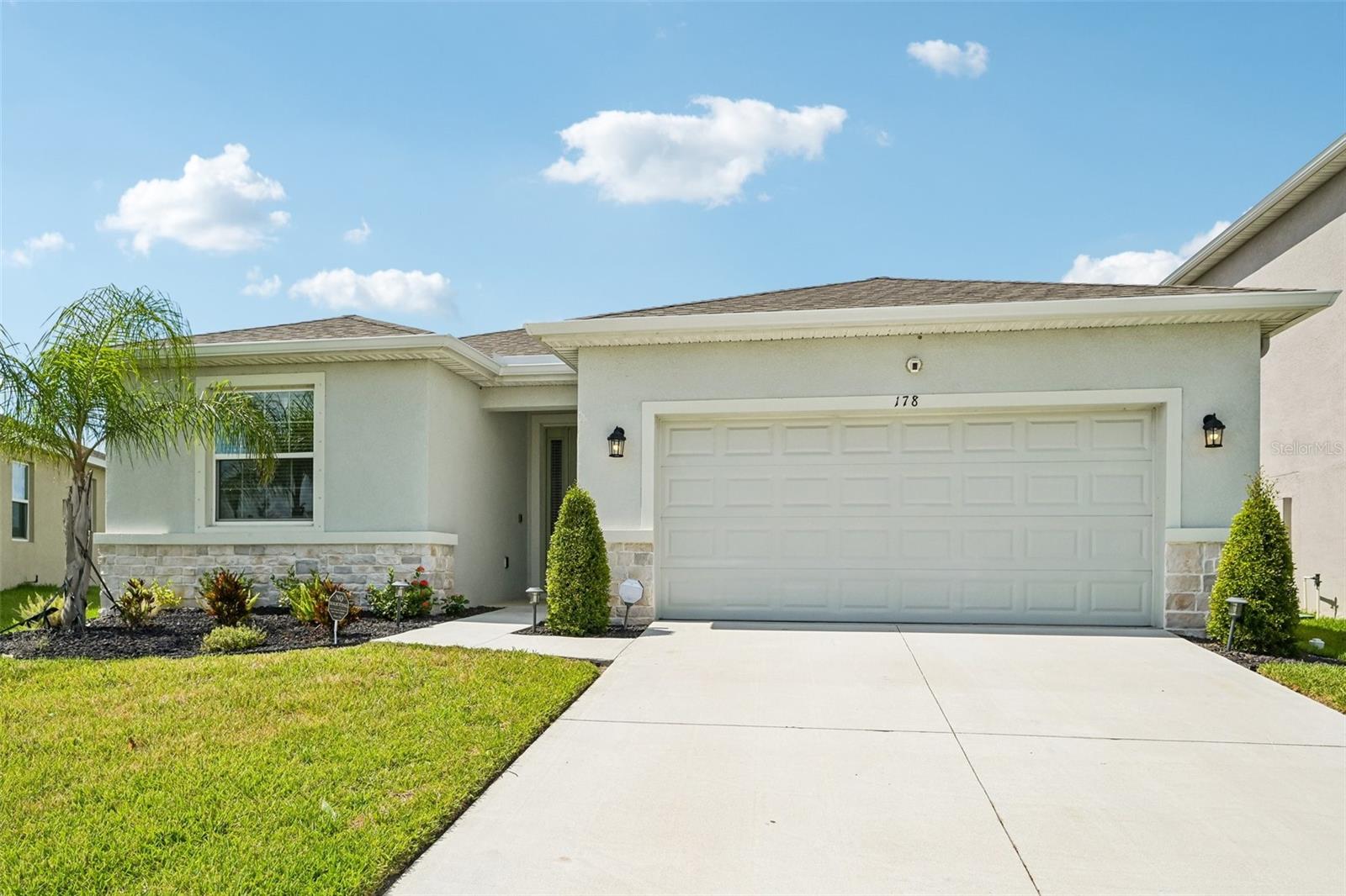 178 MANGROVE MANOR DR — photo 2