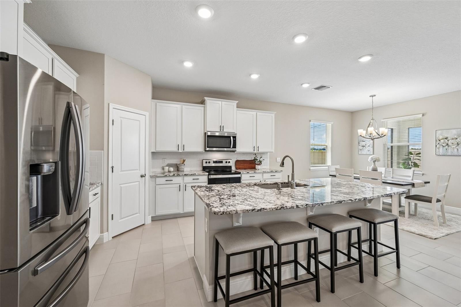 178 MANGROVE MANOR DR — photo 4