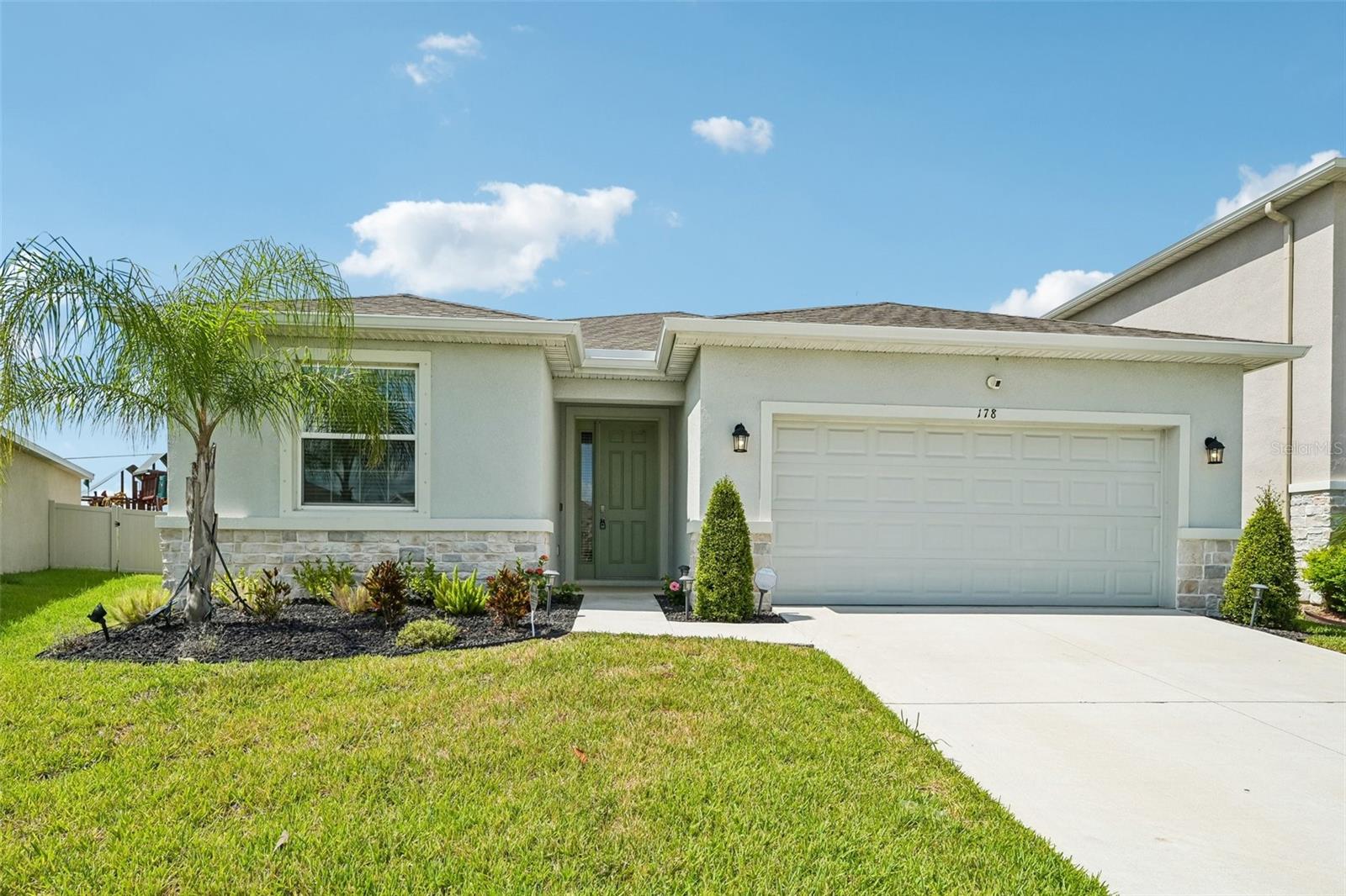 178 MANGROVE MANOR DR — photo 36