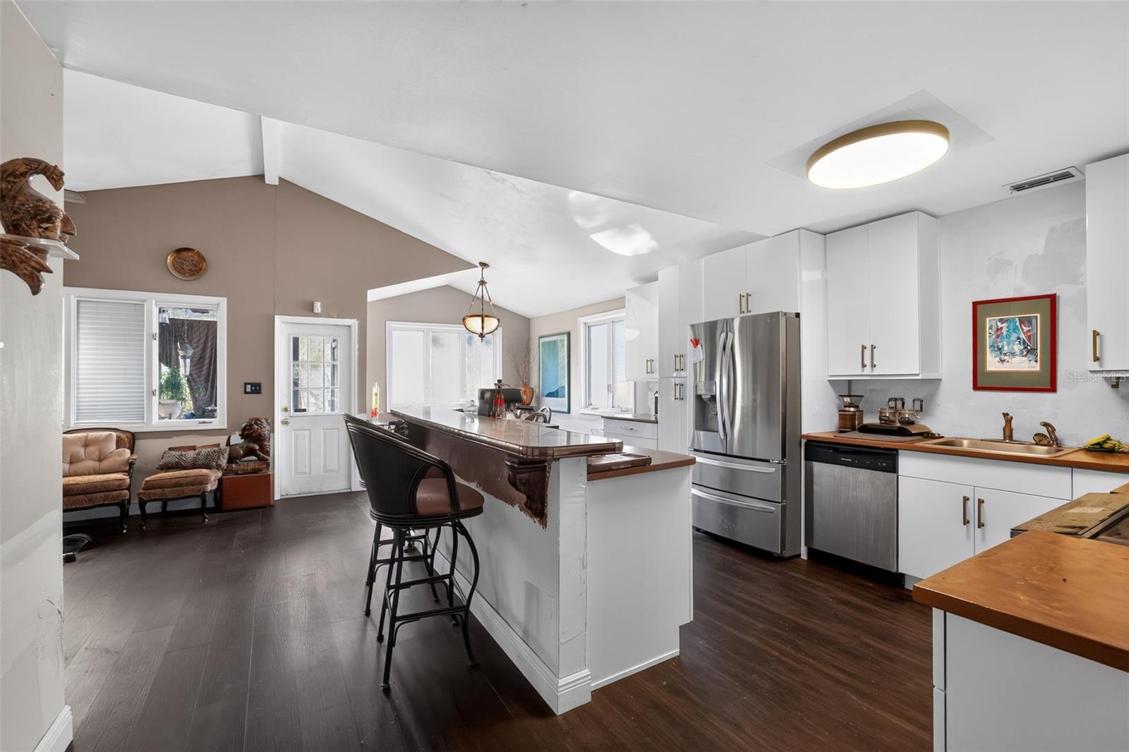 4204 S RENELLIE DR — photo 16