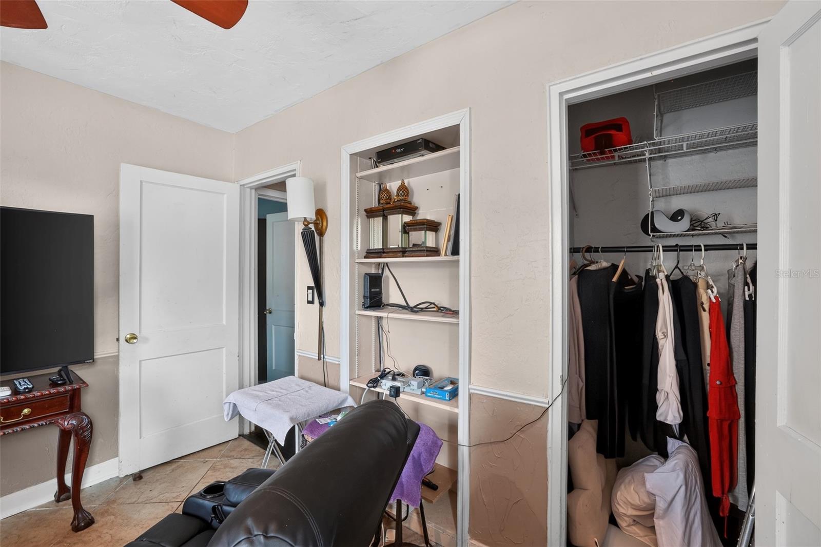 4204 S RENELLIE DR — photo 23