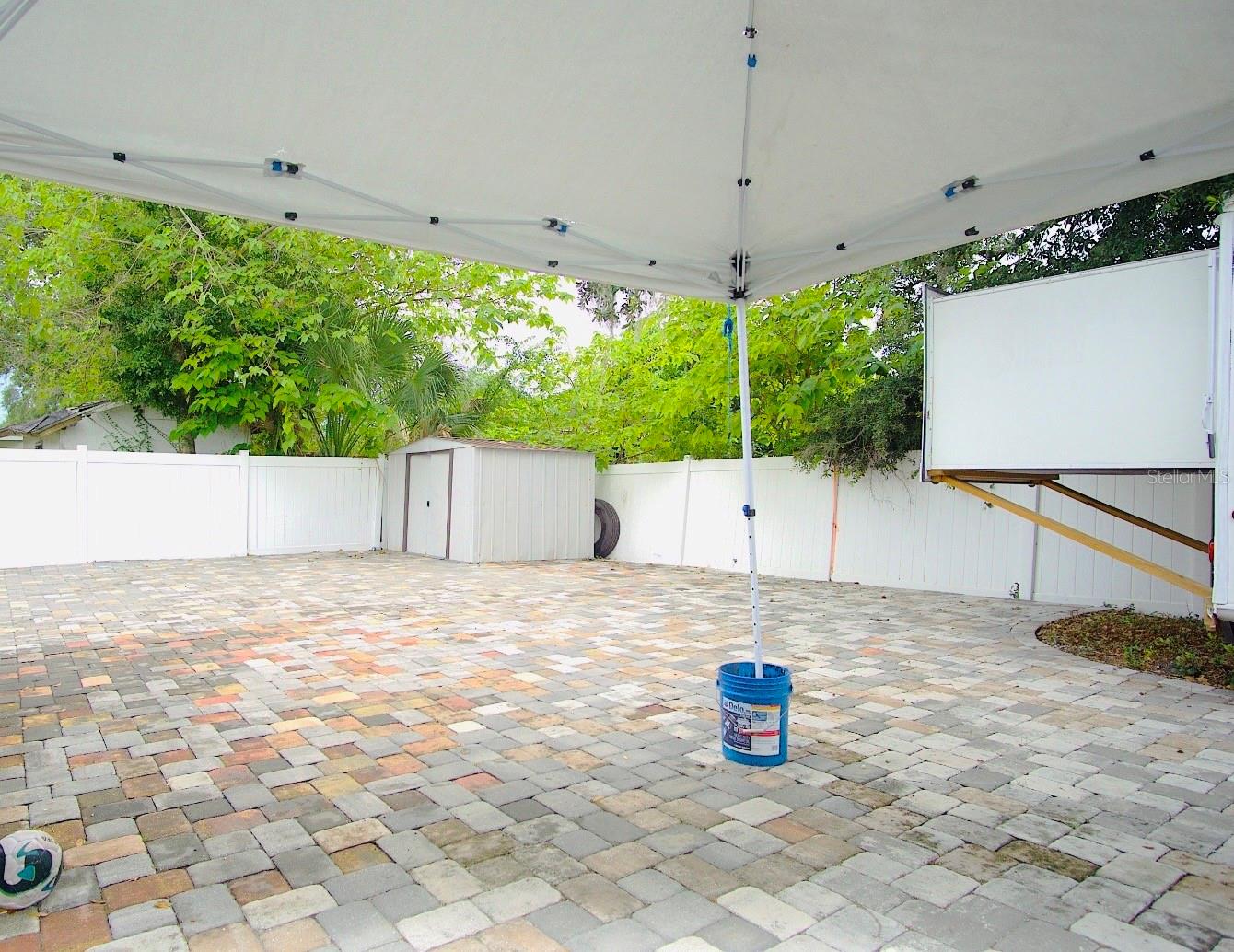 601 LIME TREE RD — photo 28