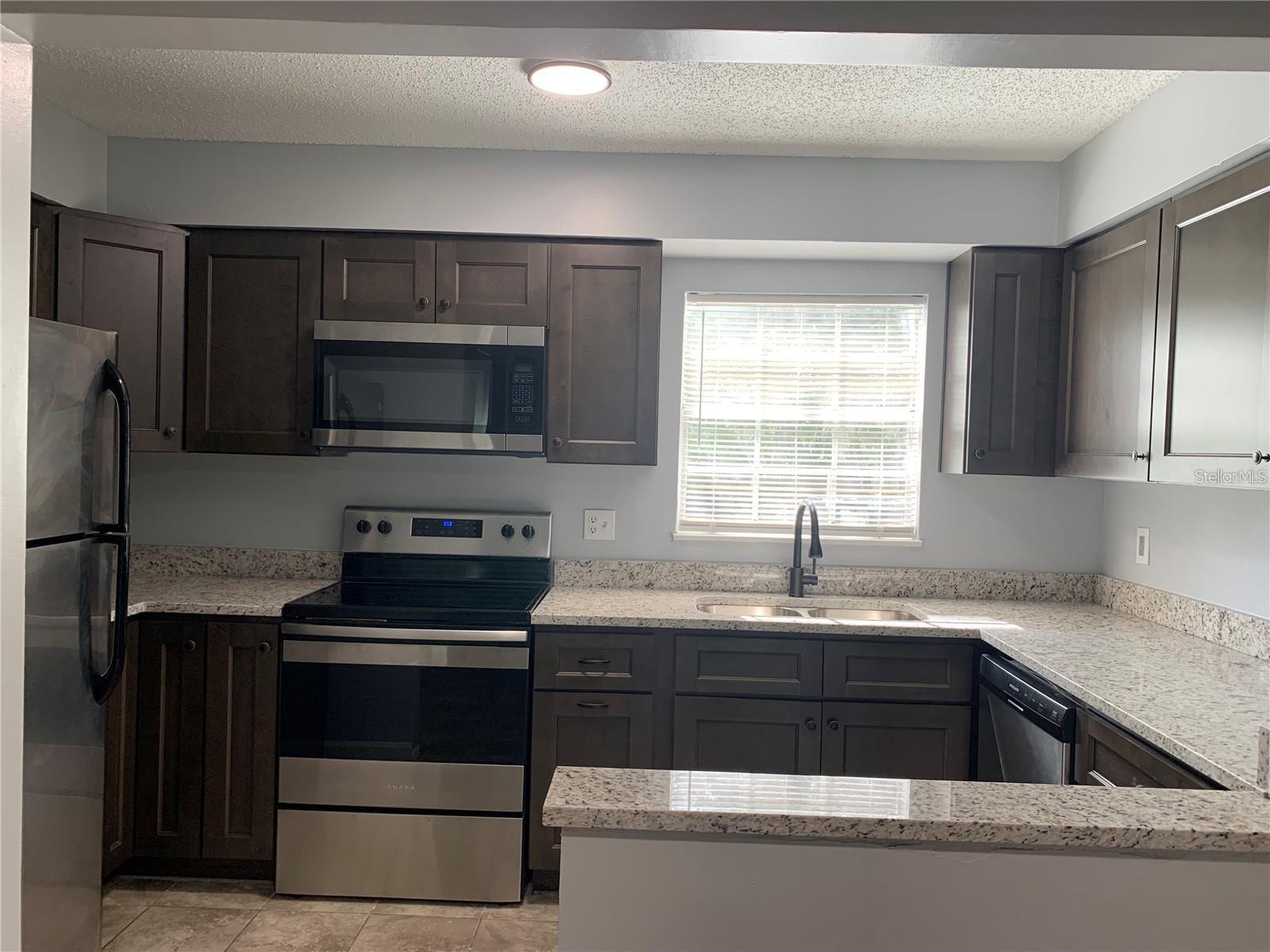 14402 REUTER STRASSE CIR ##2 — photo 8