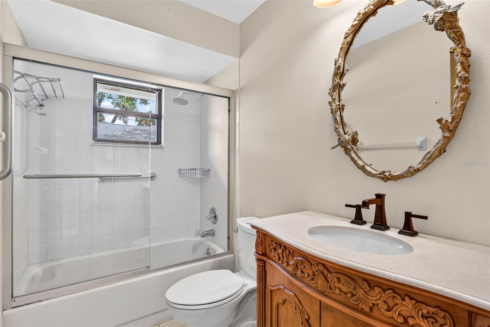 6328 N QUEENSWAY DR — photo 32