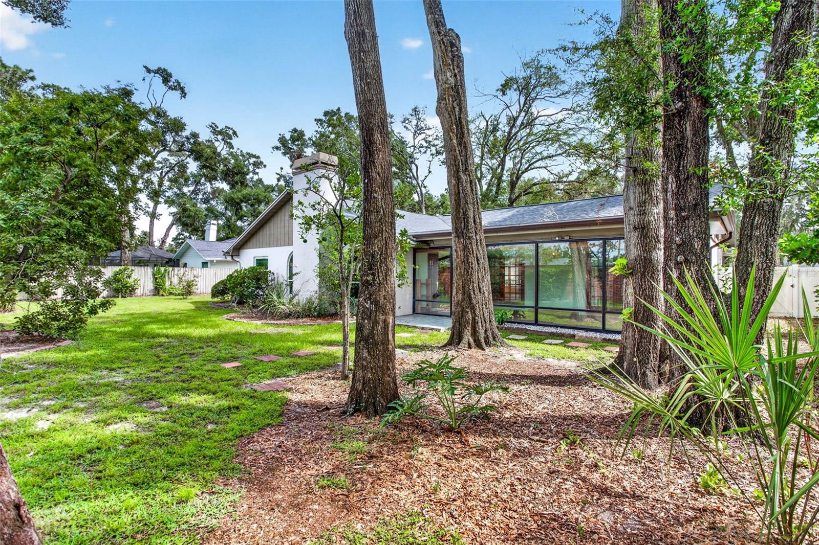 6328 N QUEENSWAY DR — photo 42