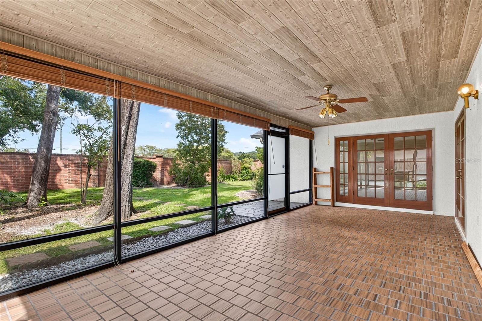 6328 N QUEENSWAY DR — photo 36