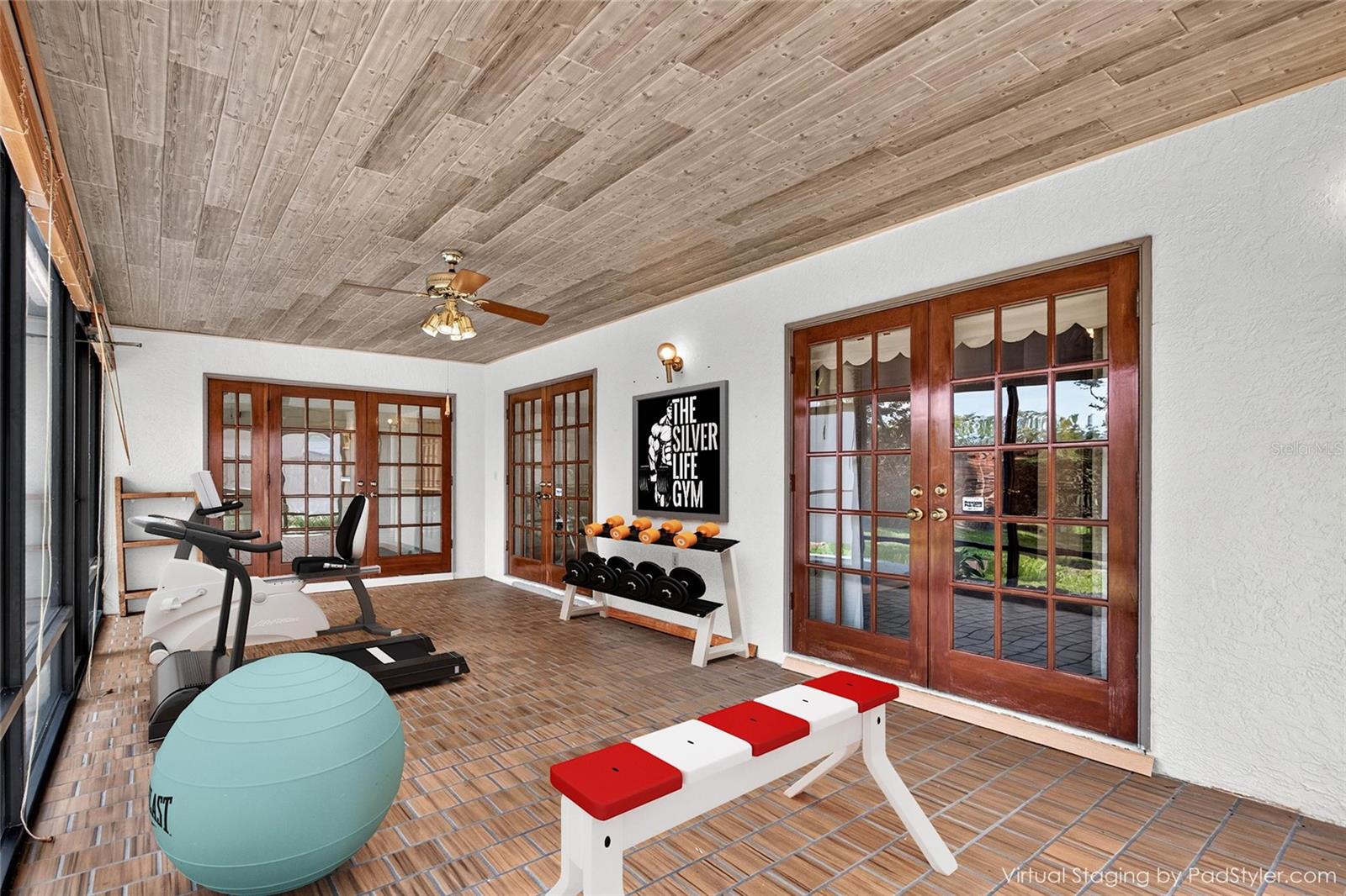 6328 N QUEENSWAY DR — photo 38