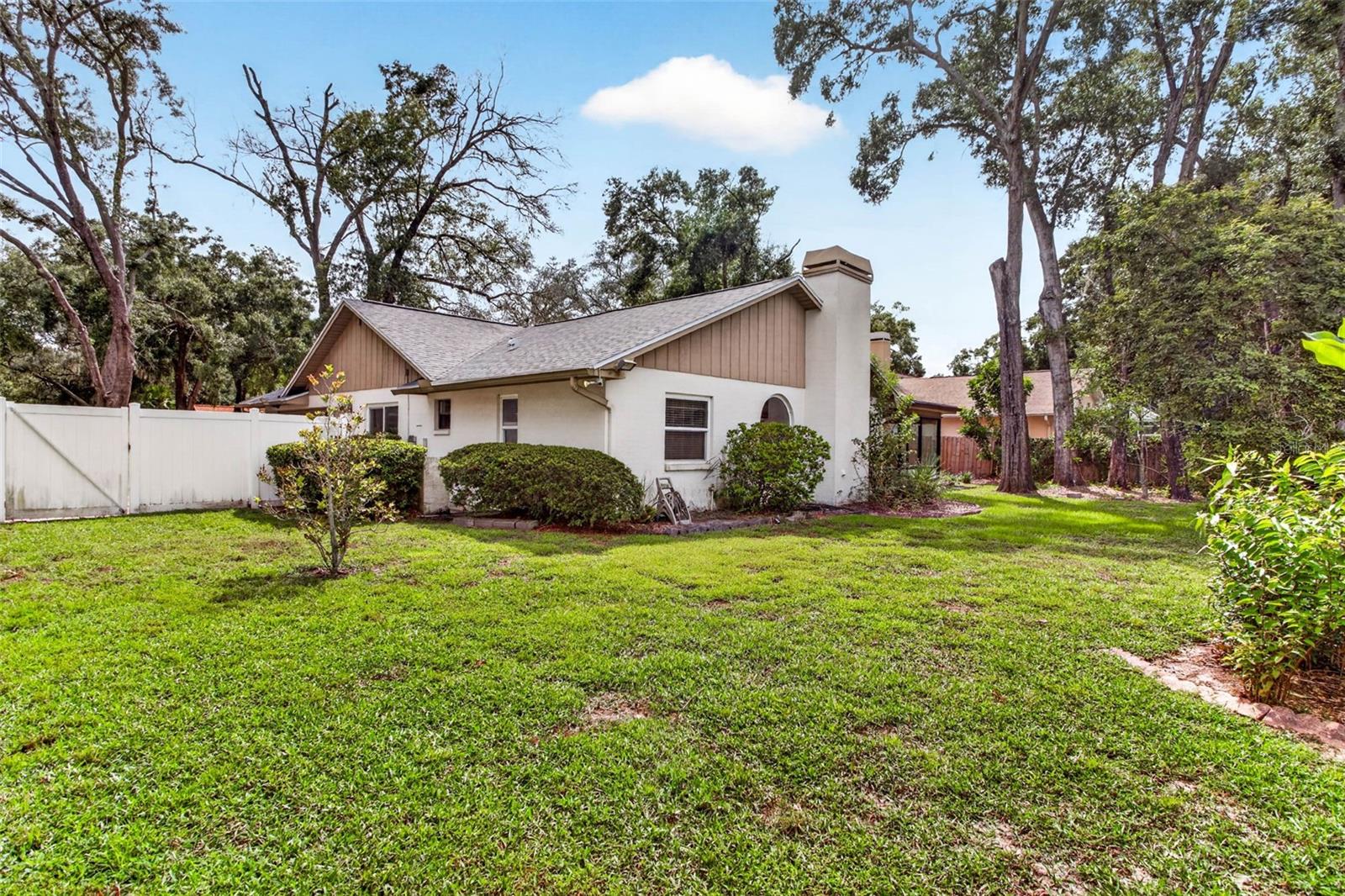 6328 N QUEENSWAY DR — photo 41
