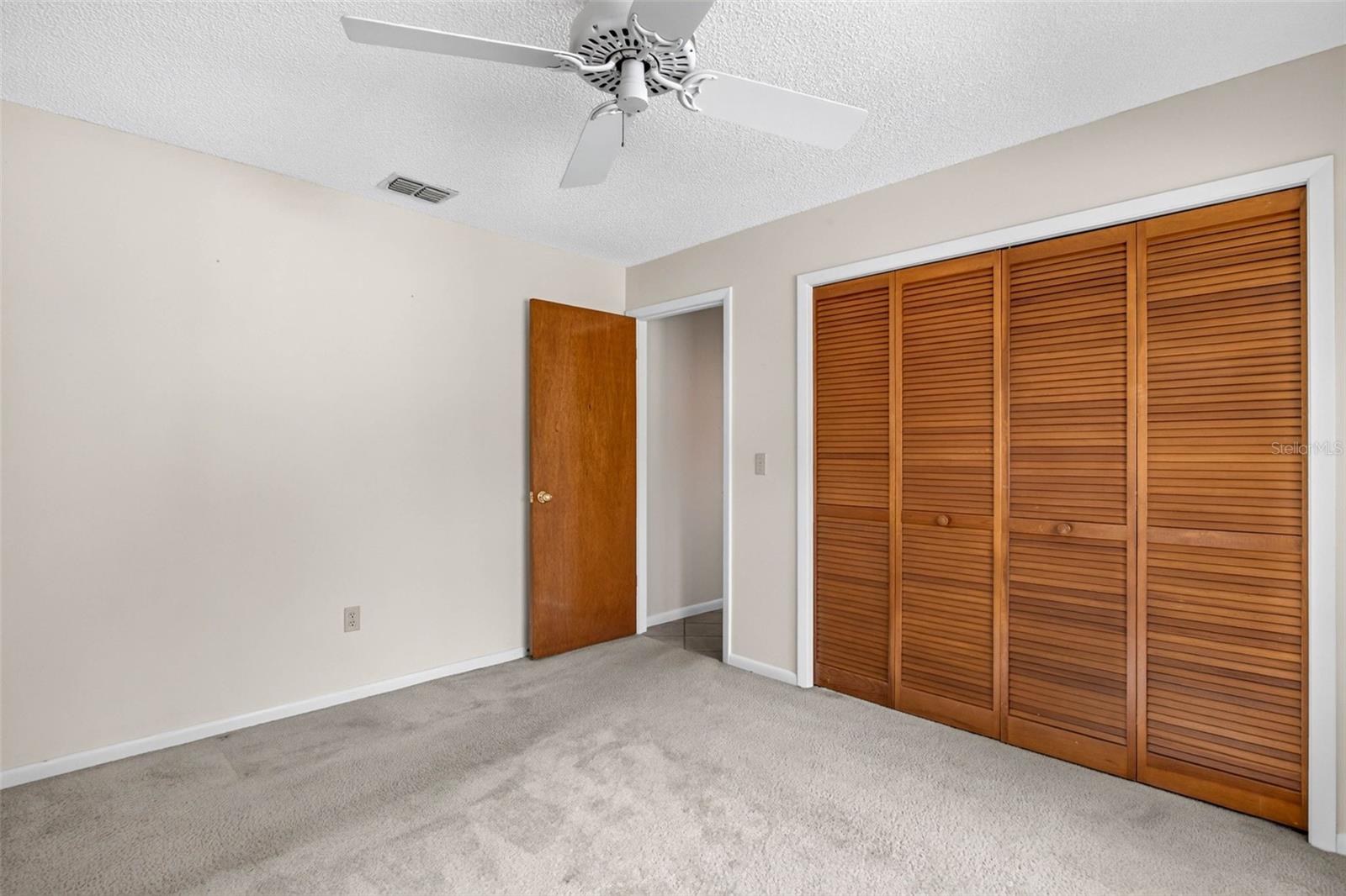 6328 N QUEENSWAY DR — photo 31