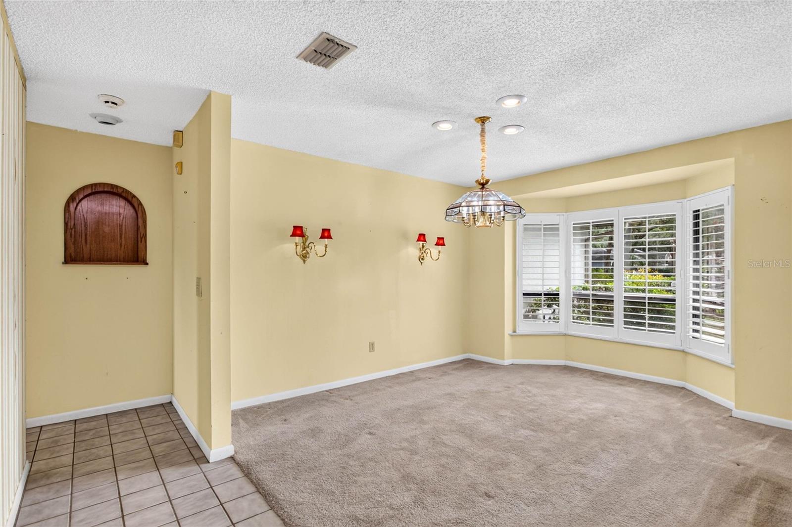 6328 N QUEENSWAY DR — photo 11