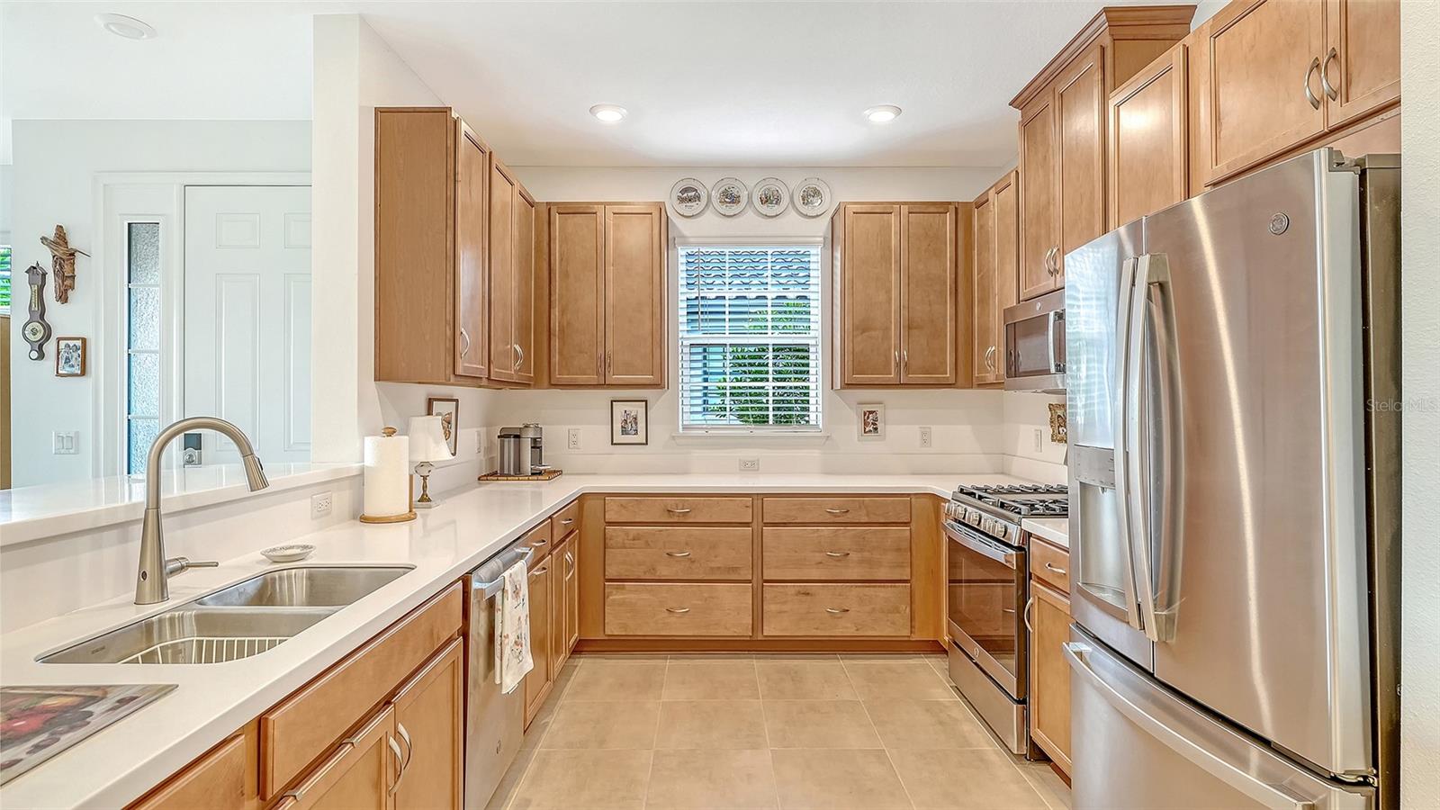 6223 PLATEAU CT — photo 12